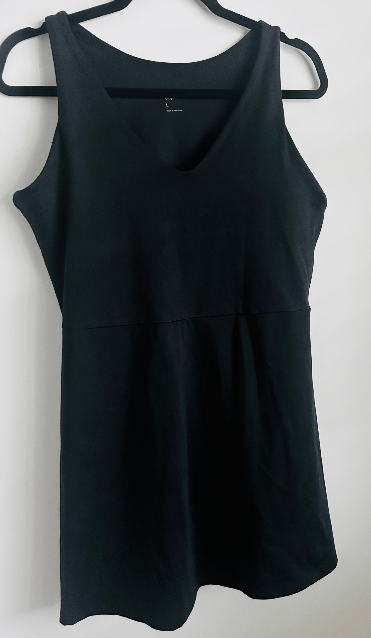 #15 GapFit Large Athletic Dress (+ Built In Shorts)