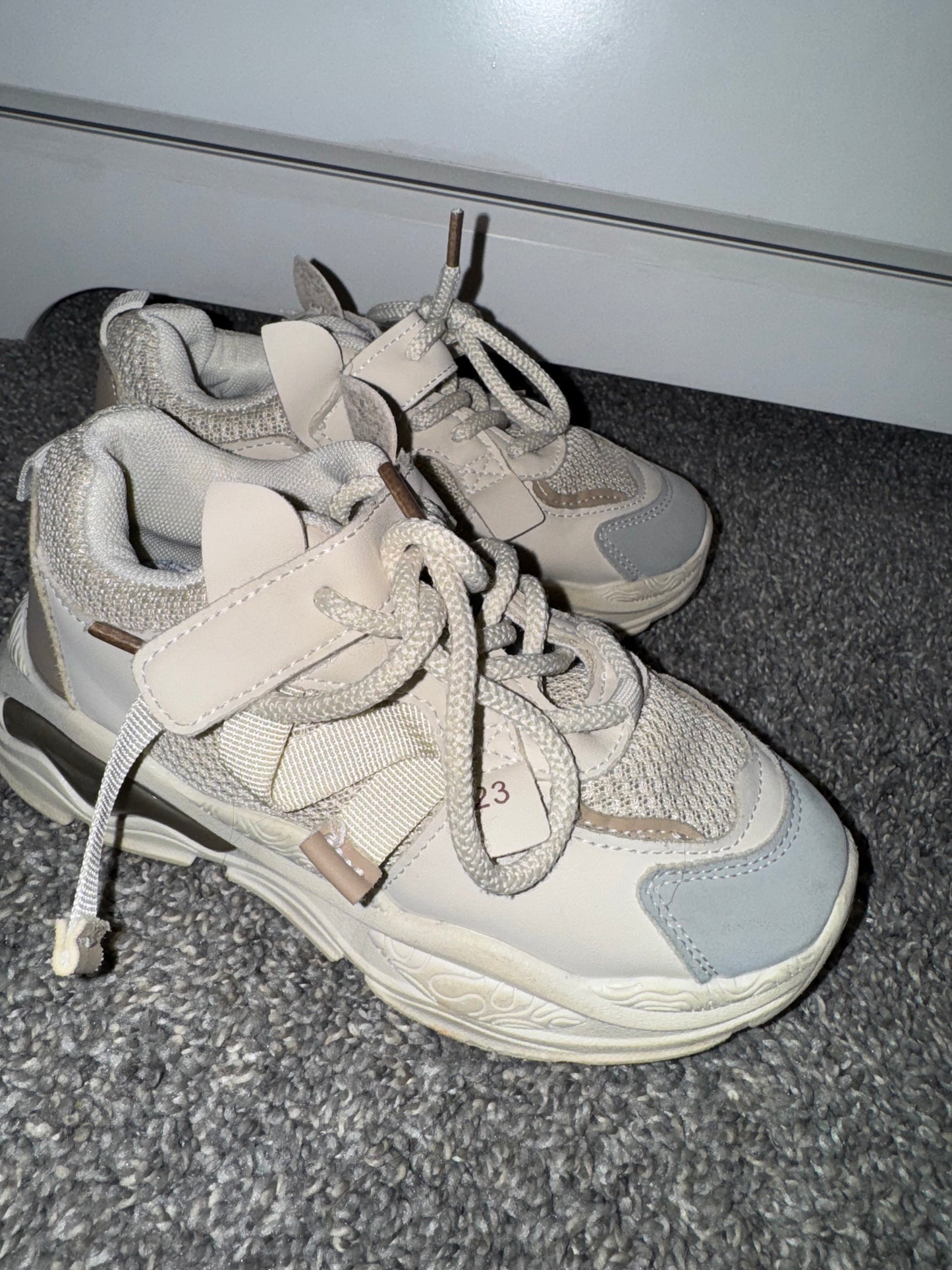 #53 girl sneakers size 13.5