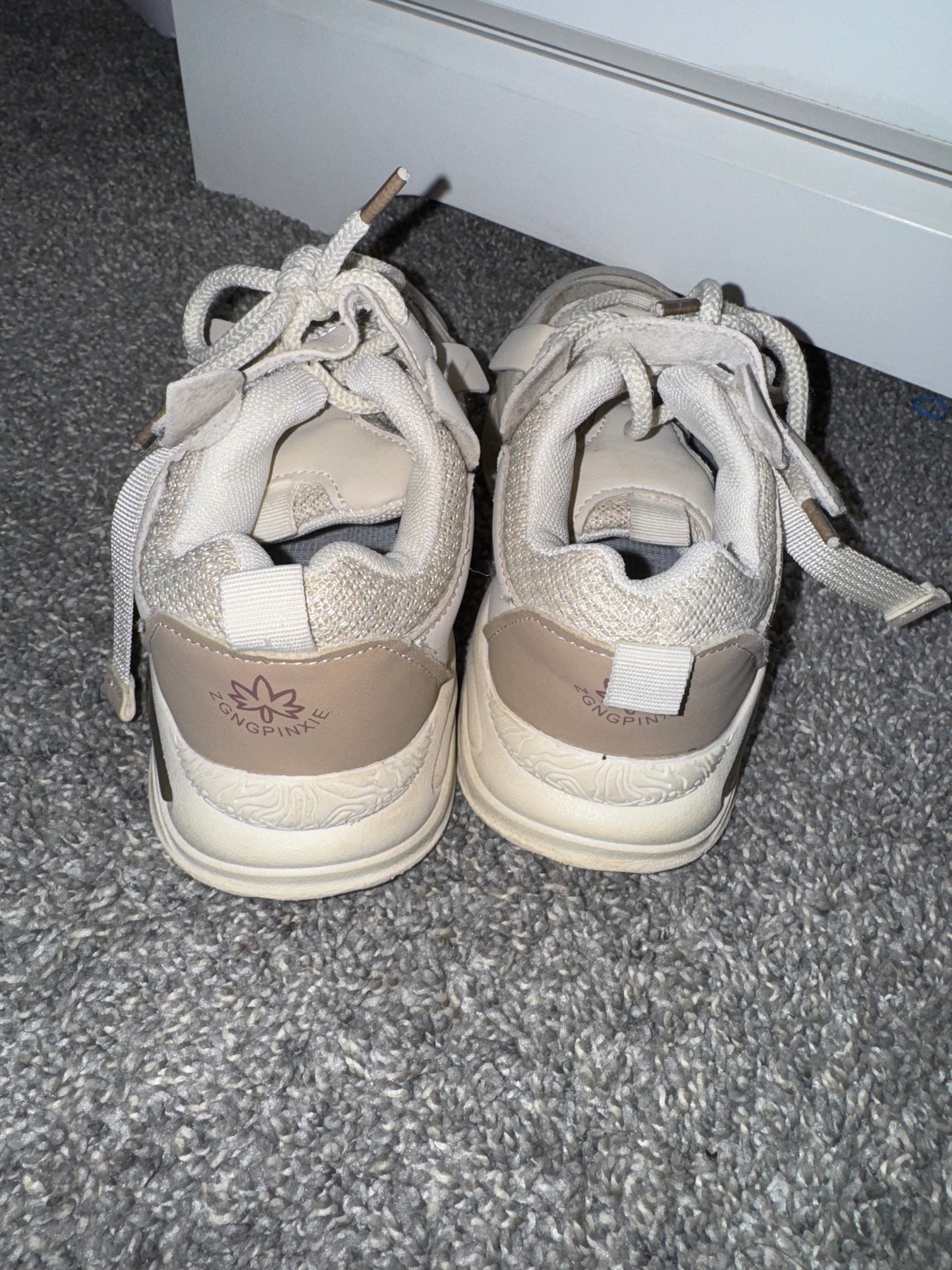#53 girl sneakers size 13.5
