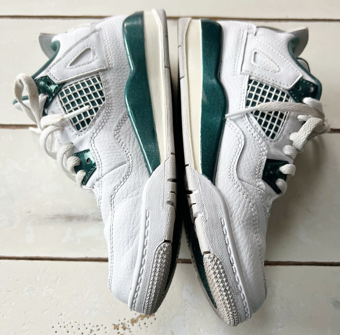Seller 196 Nike Jordan 4 retro Oxidized Green 2y