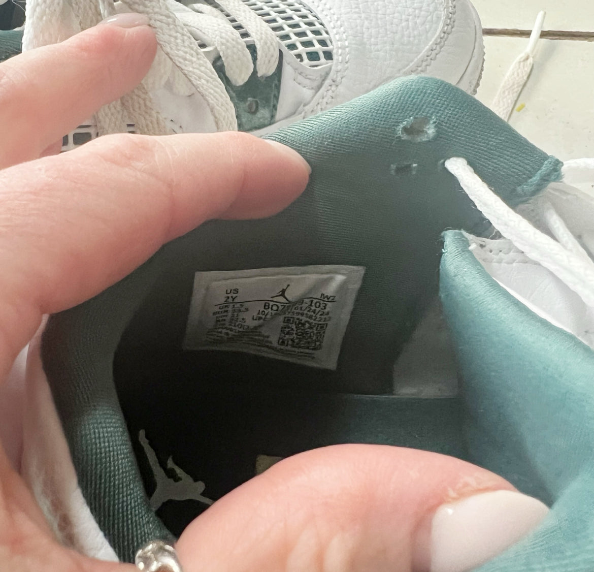 Seller 196 Nike Jordan 4 retro Oxidized Green 2y