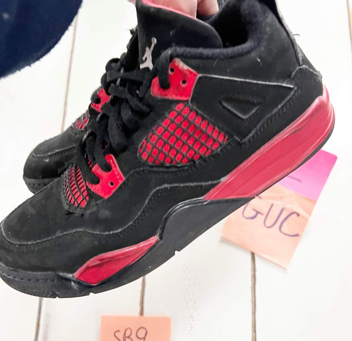 Seller 196 Jordan 4 retro Red Thunder 2y