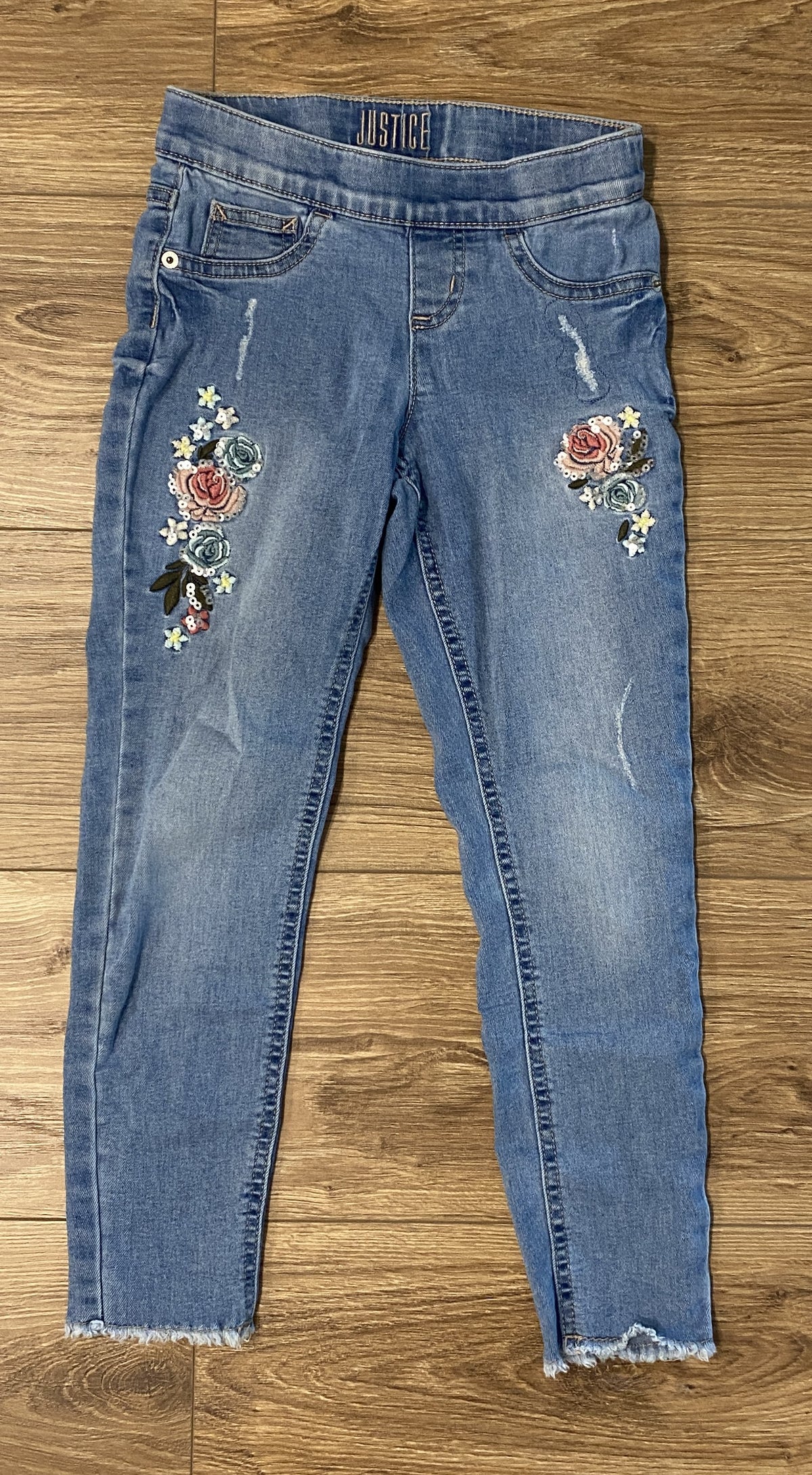 Seller #100 Girls Size 7 Justice Floral Embroidered Mid Rise Legging