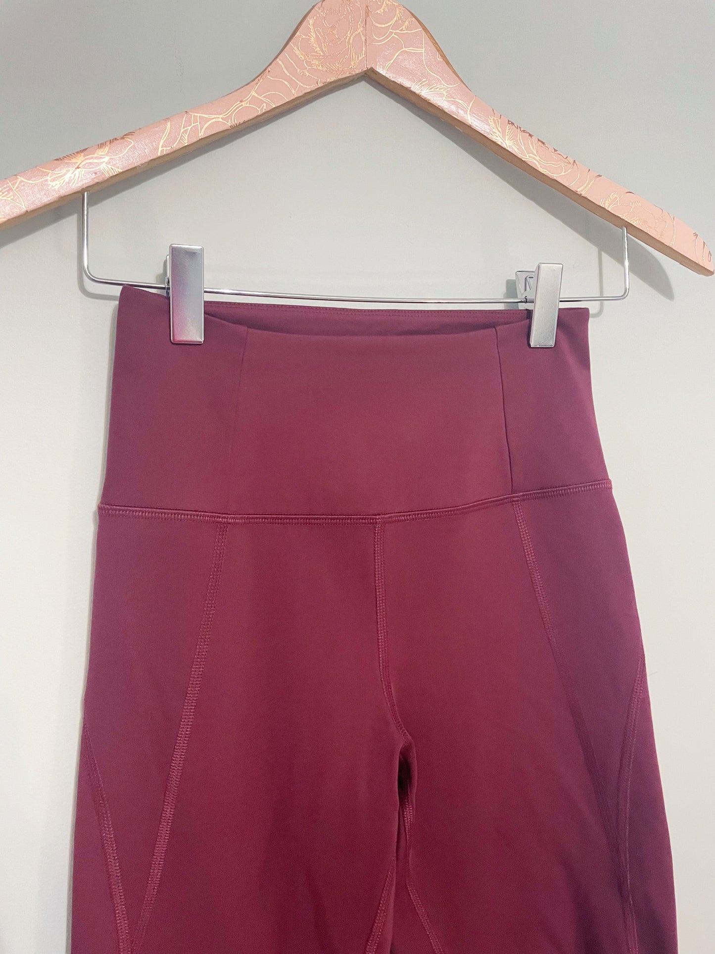 #118 | Size XS | Girlfriend Collective Women's Maroon Leggings