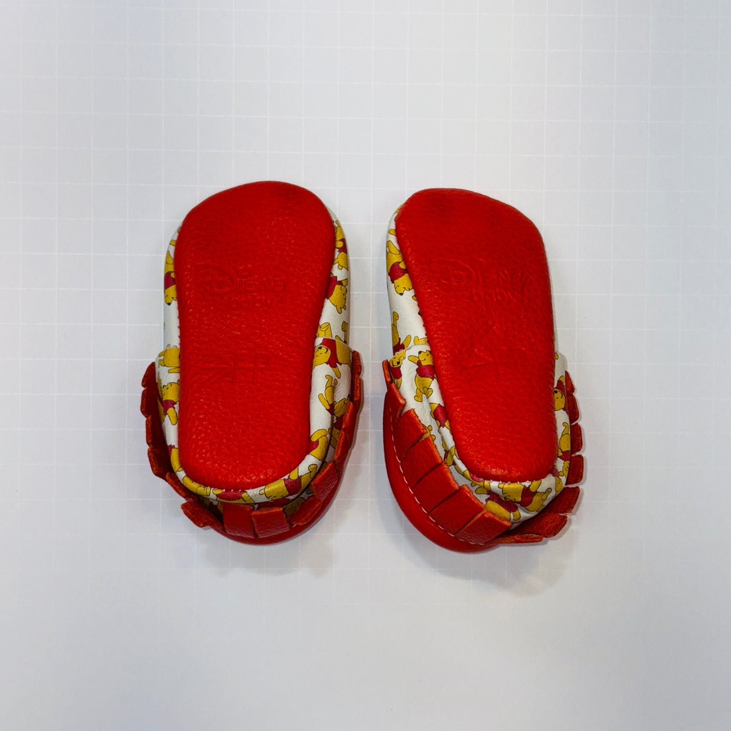 Seller 189 Baby Size 3 (12-18m) Freshly Picked Winnie the Pooh Fringe Moccasins EUC