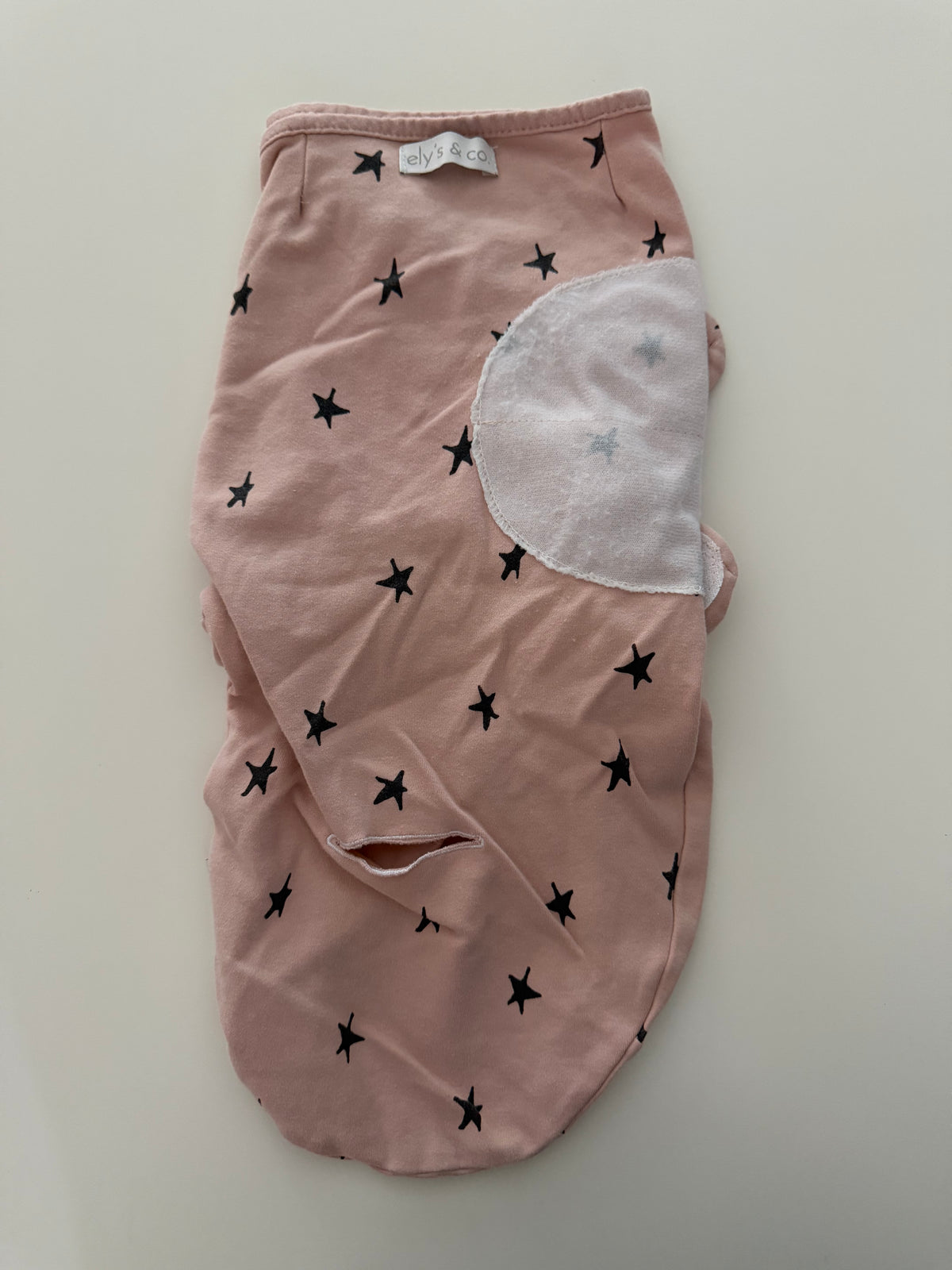 #117, Girls 0-3M, Ely’s & Co. pink baby swaddle bundle, GUC