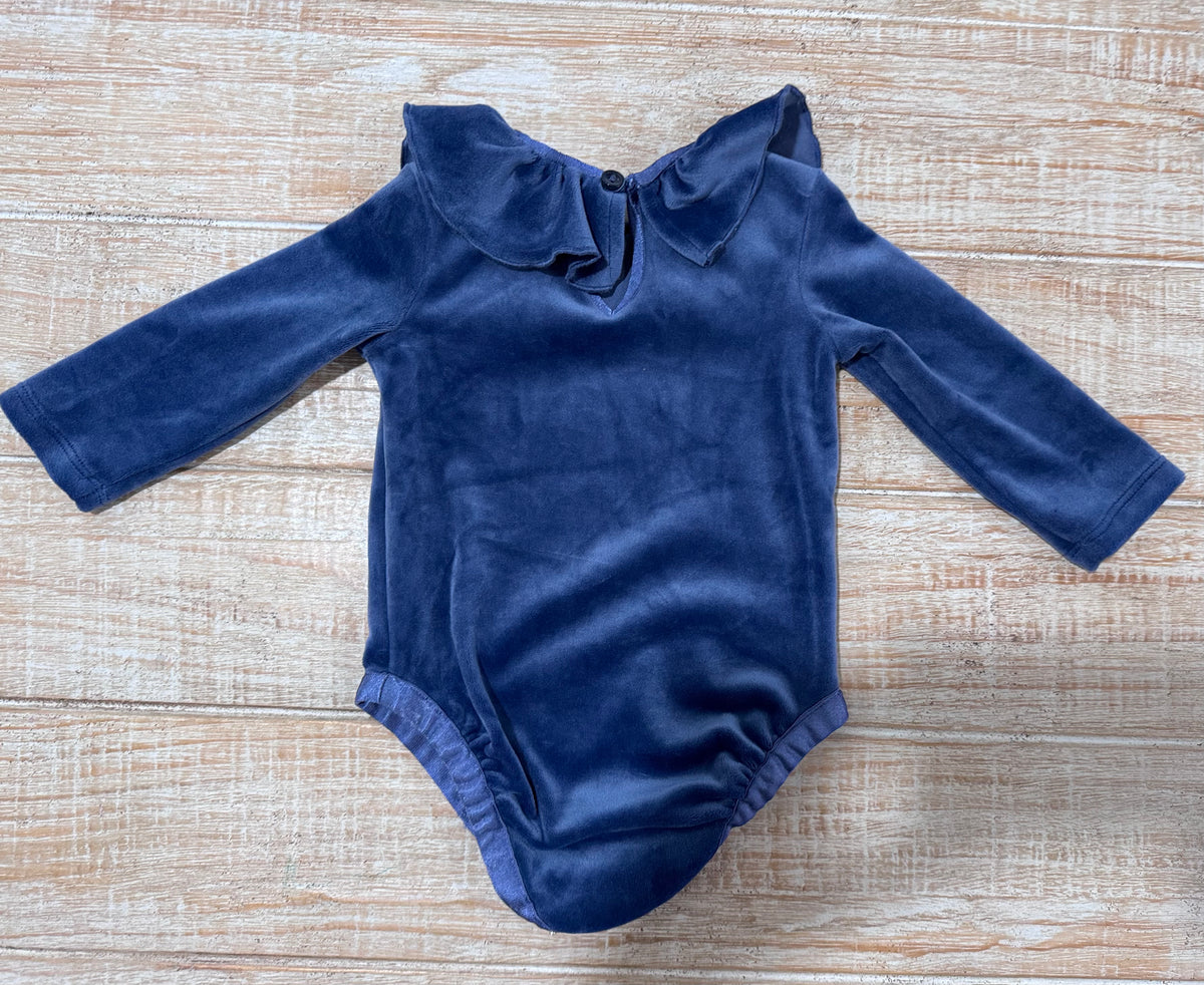 #108 Hanna Anderson Velour Ruffle Bodysuit EUC 3-6M