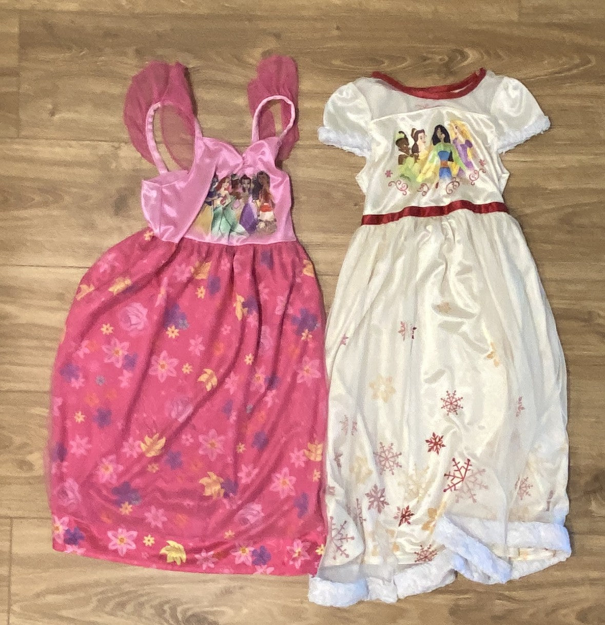 Seller #100 Girls Size 6/6X Disney Princess Pajamas Set of 2