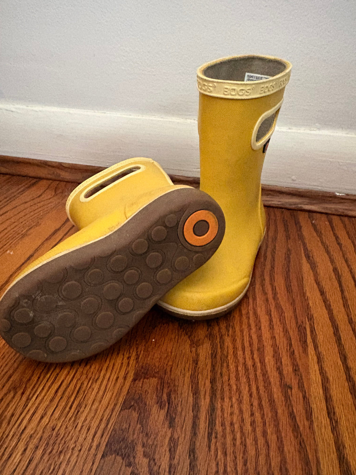 #34 8t Bogs Yellow Rainboot