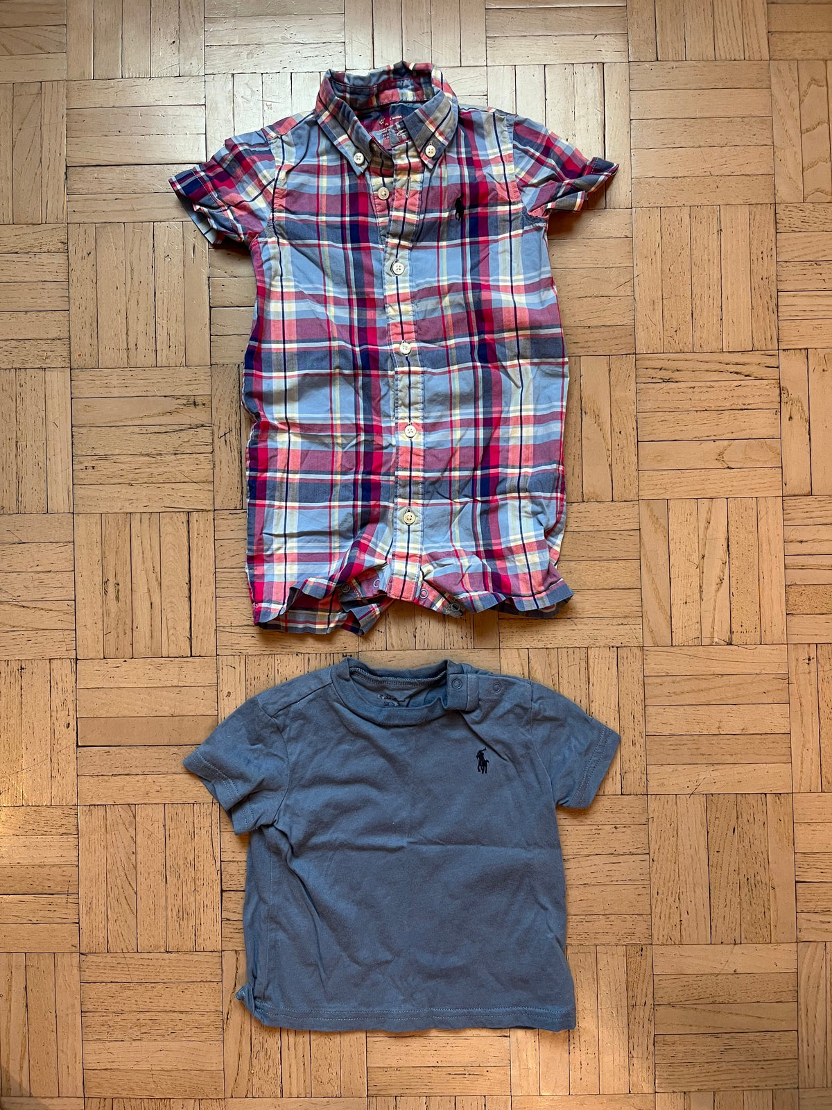 #195 Polo Ralph Lauren 6 -9 month T-shirt and Coverall