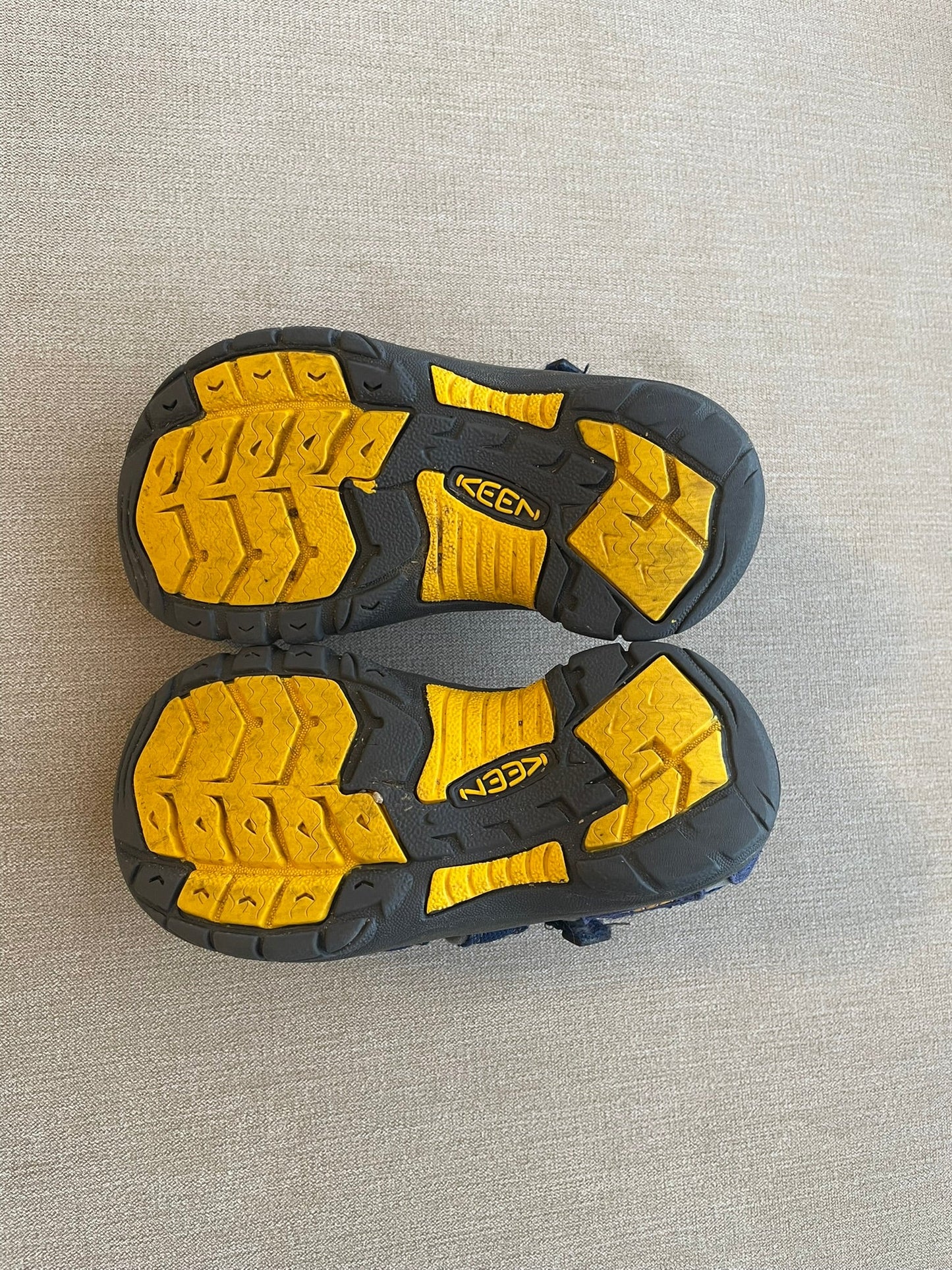 Seller #12 Boys Blue Keen Sandals with Yellow Bottom | Size 11