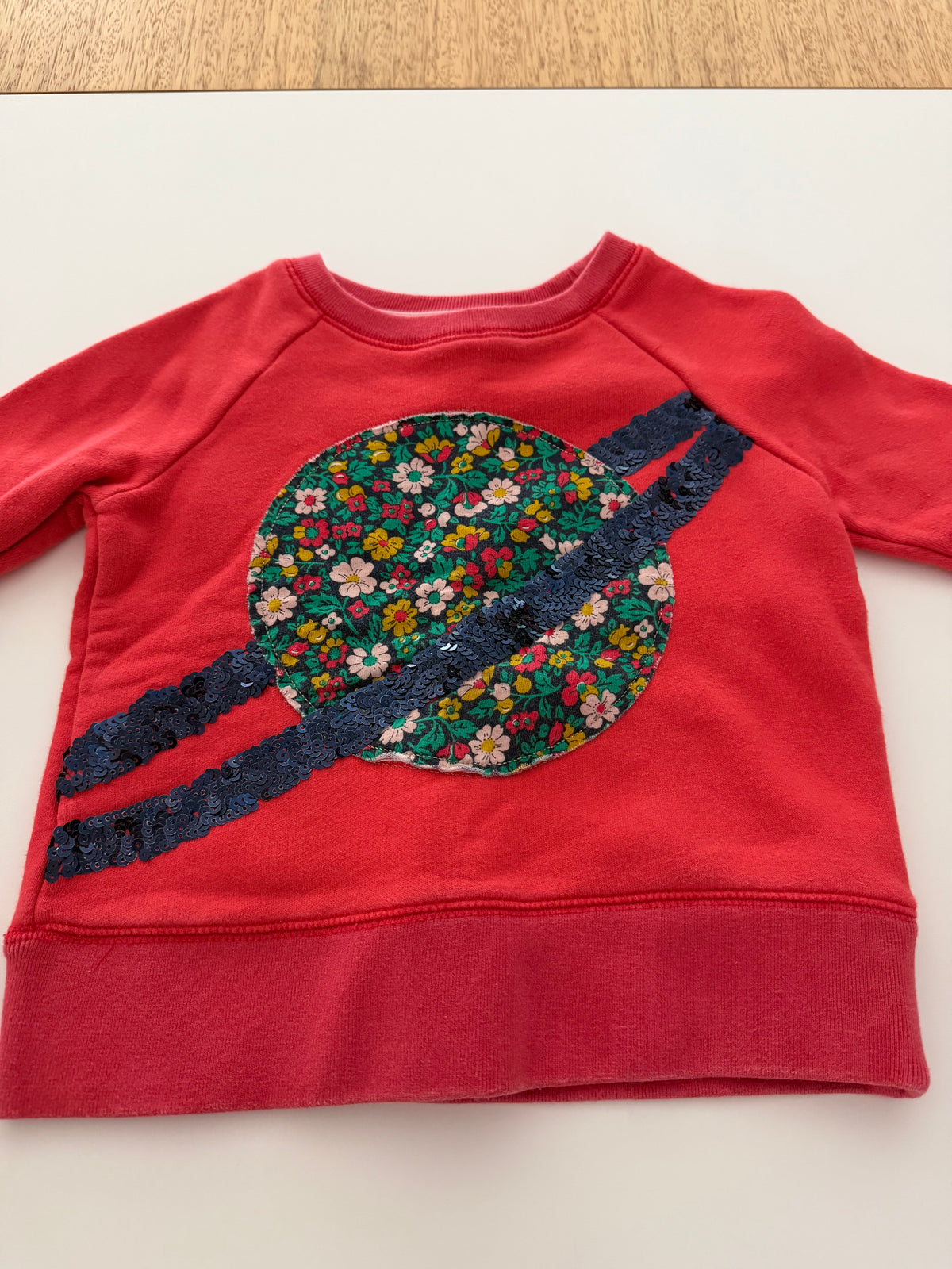 #117, Girls 4T, Boden red planet sweatshirt, VGUC