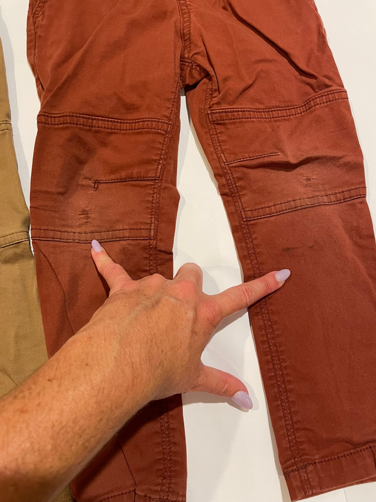 #126 Boys Cat & Jack Set 2 Pants 4T Khaki & Burnt Orange/Red Pants GUC