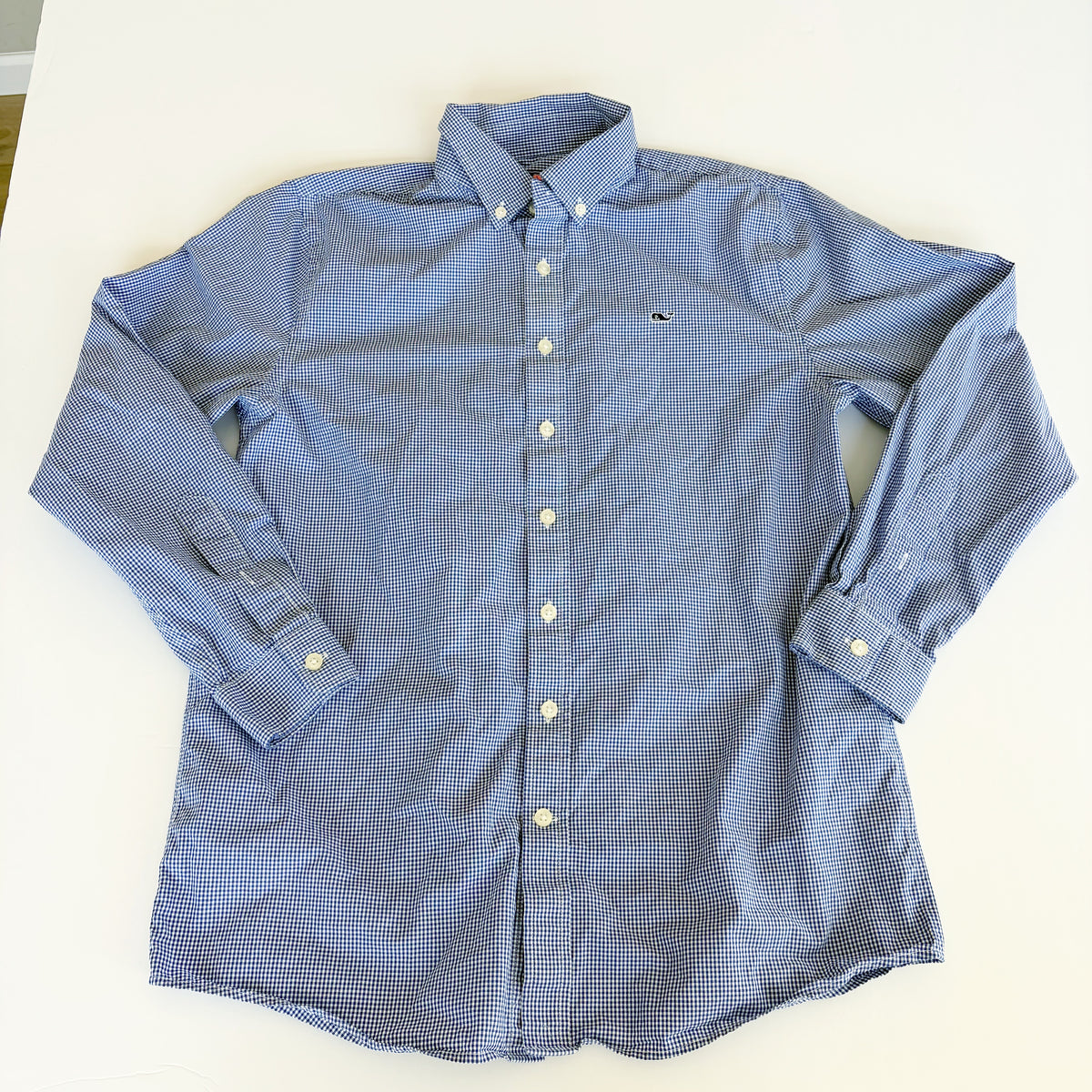 #96 | Boys Size XL / 18 Vineyard Vines Collared Button Down Shirt