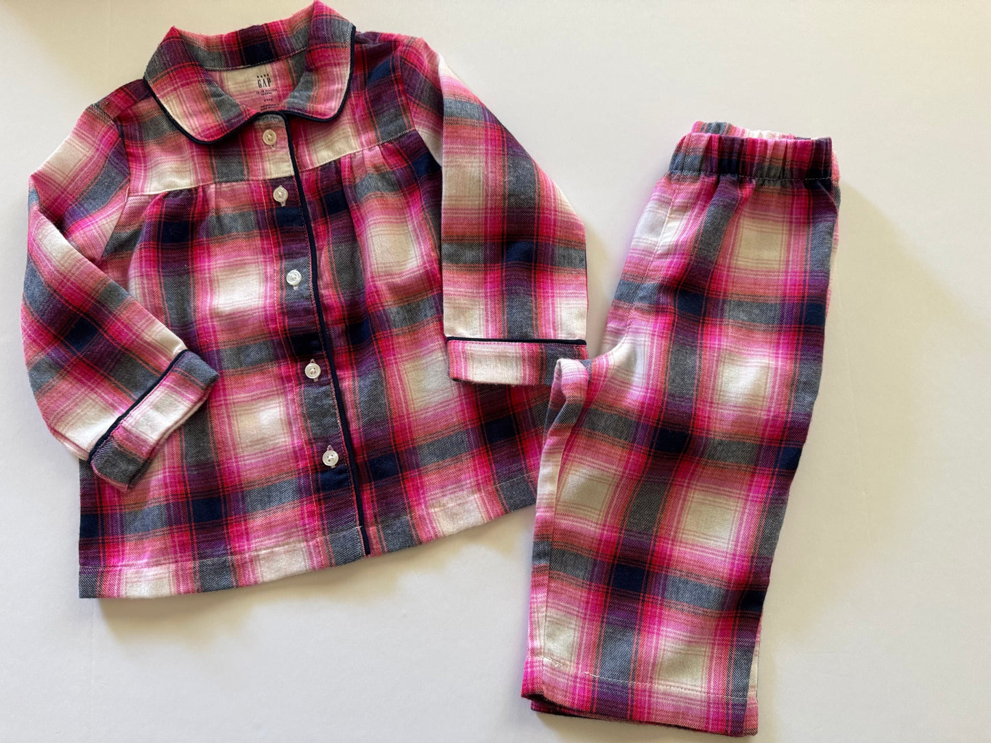 REDUCED #92 GAP girls 12-18 month flannel 2 piece pajama set. NEW