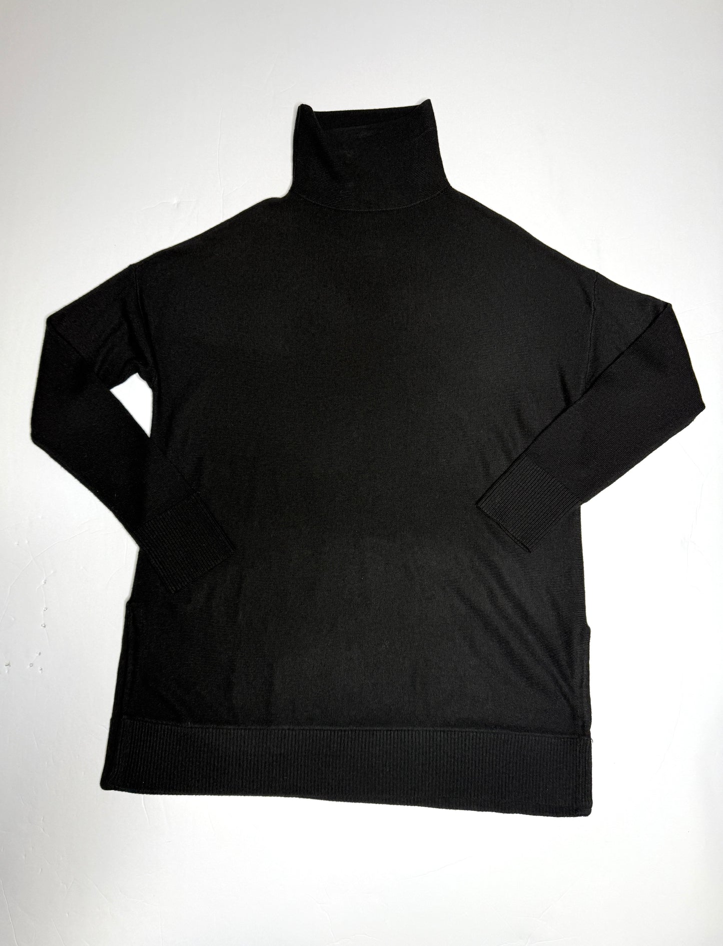 Seller 89 Women's Loft Size Medium Thin Tunic Sweater