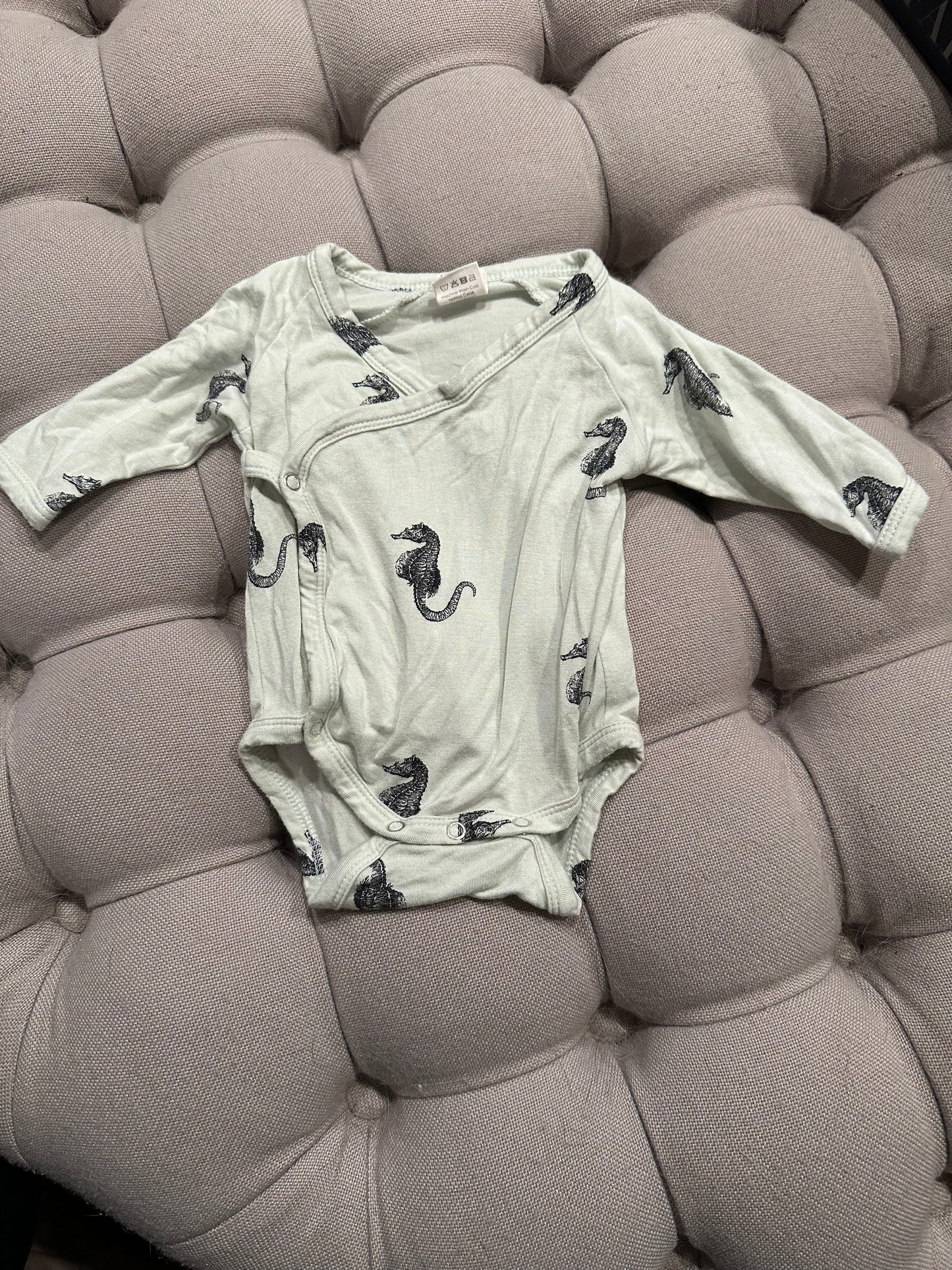 #85 Lot 3- Kate Quinn Seafoam Seahorse Kimono Onesie +2 Others, Infant Girls NB