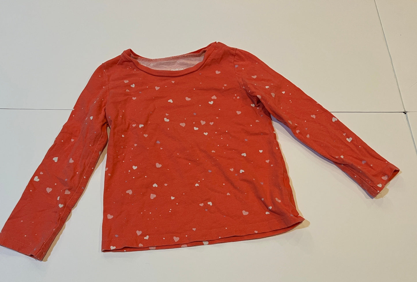 #180 Girls 4 Set of 2 Carters/Oshkosh Heart Long sleeve