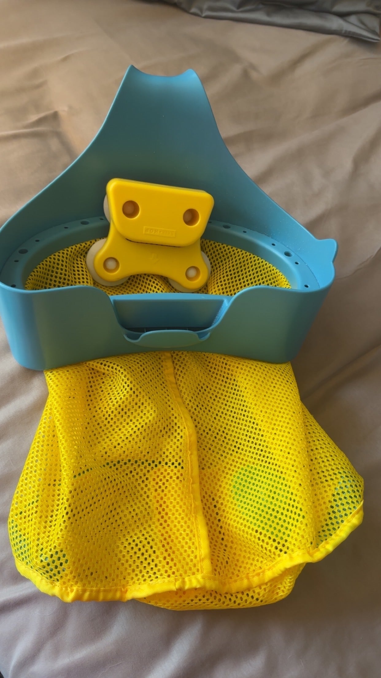#24 skip hop whale bath toy holder