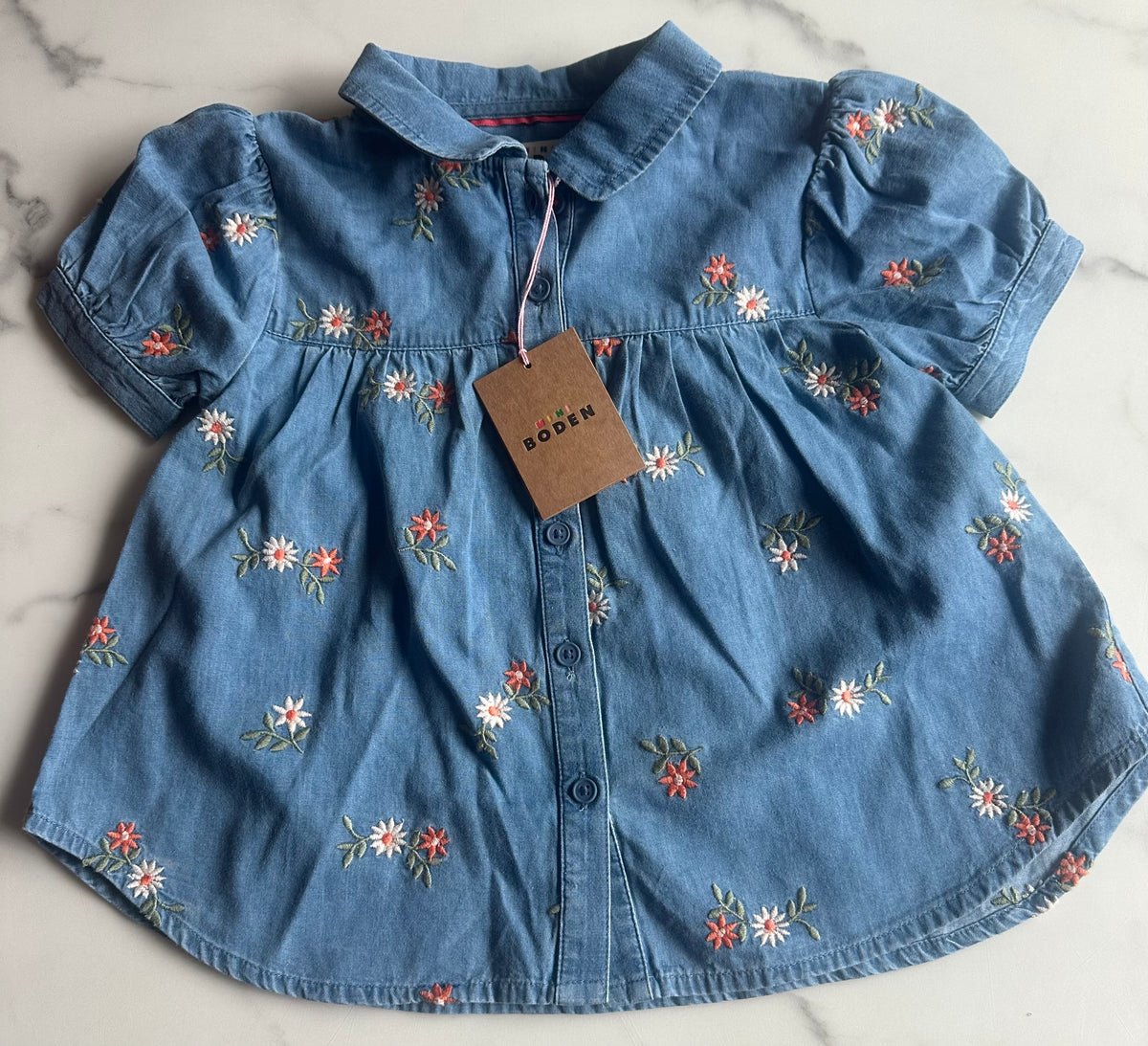 Seller #58 Girls Mini Boden NWT floral top size 3-4