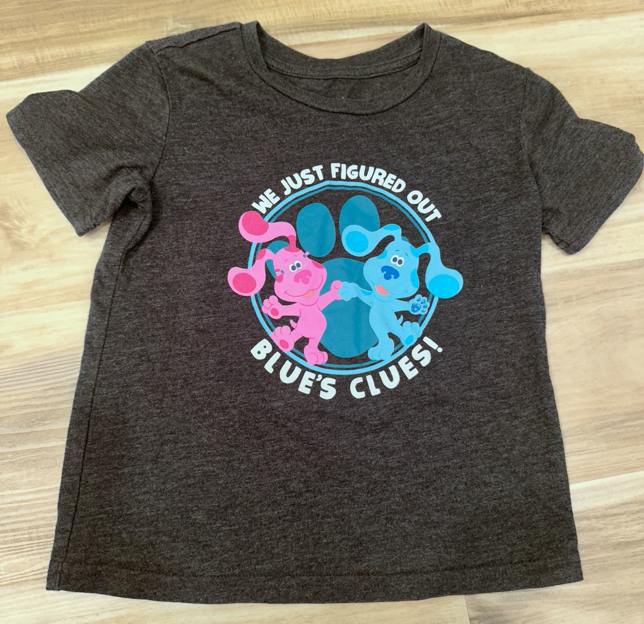 Seller # 147 | size 5 |unisex blues clues shirt