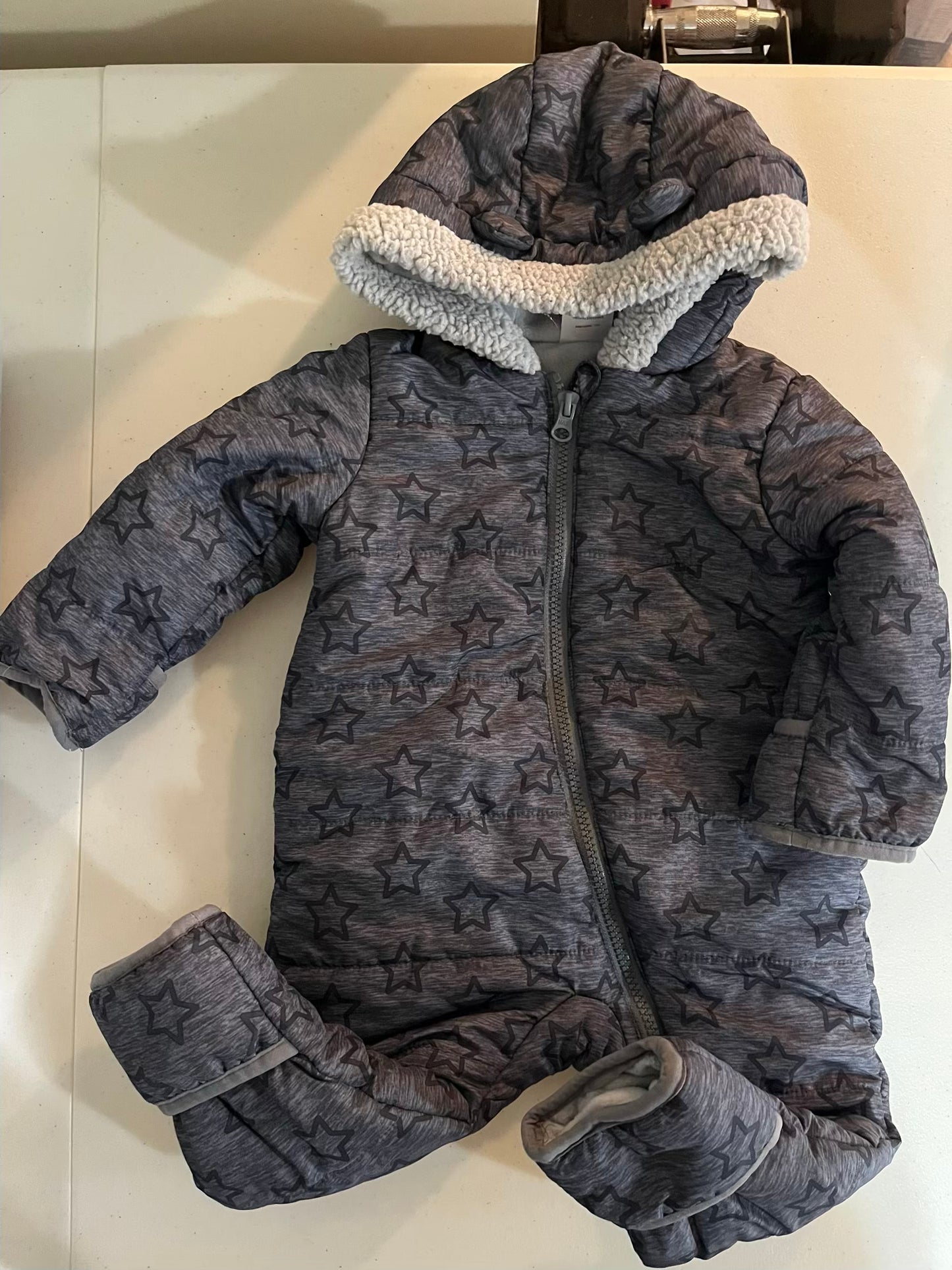 Seller #28 - WonderNation Winter Bunting - Grey - 6-9M Gender Neutral - VGUC