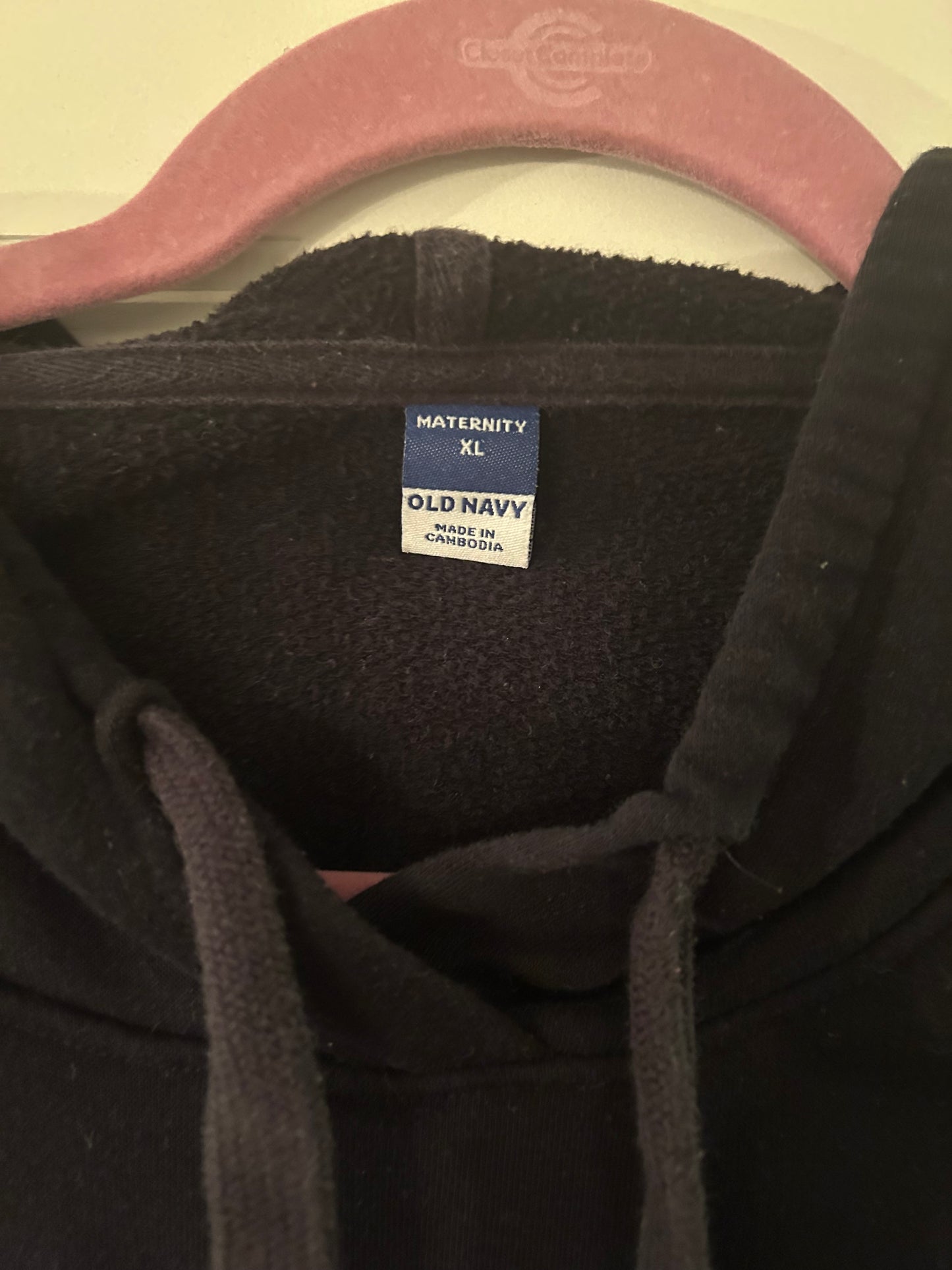 Seller 128 - Old Navy XL Maternity/ Nursing Sweatshirt