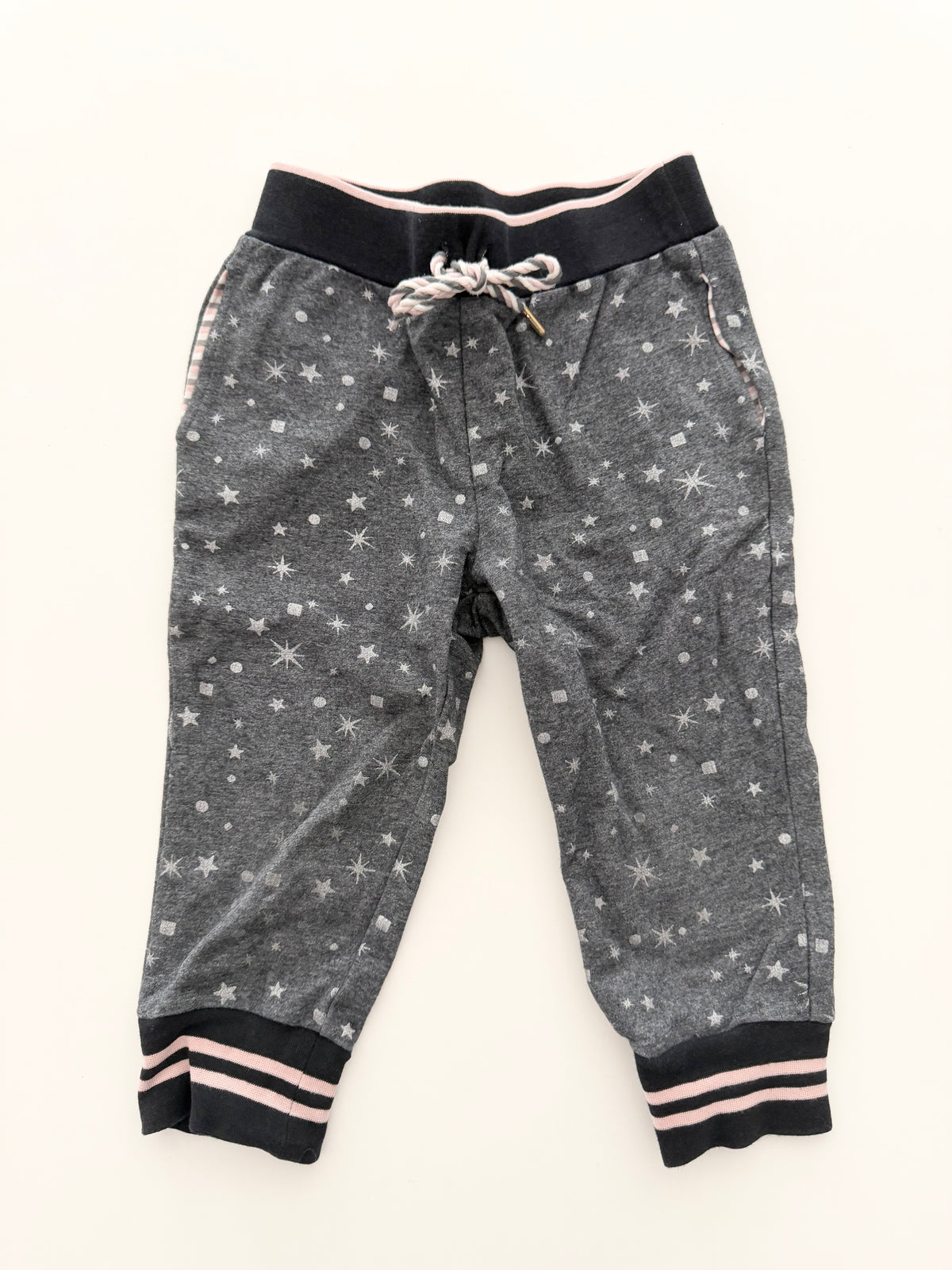 #117, Girls 2T, Matilda Jane grey star sweatsuit, VGUC