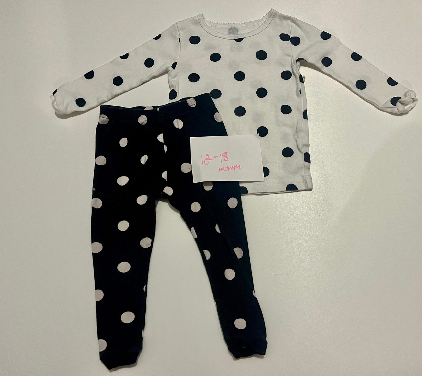#32 Girls 12-18 month polka dot set