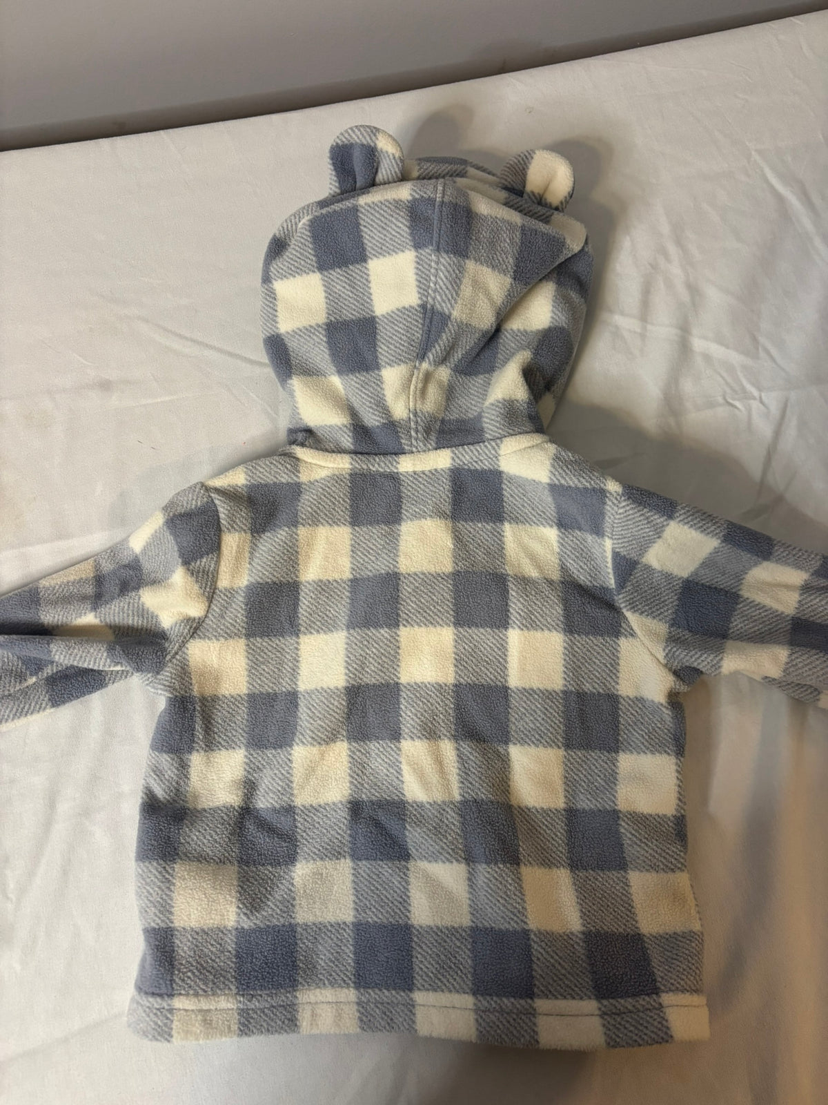 #90: Carter’s Light Weight Fleece Hoodie – 3 Months
