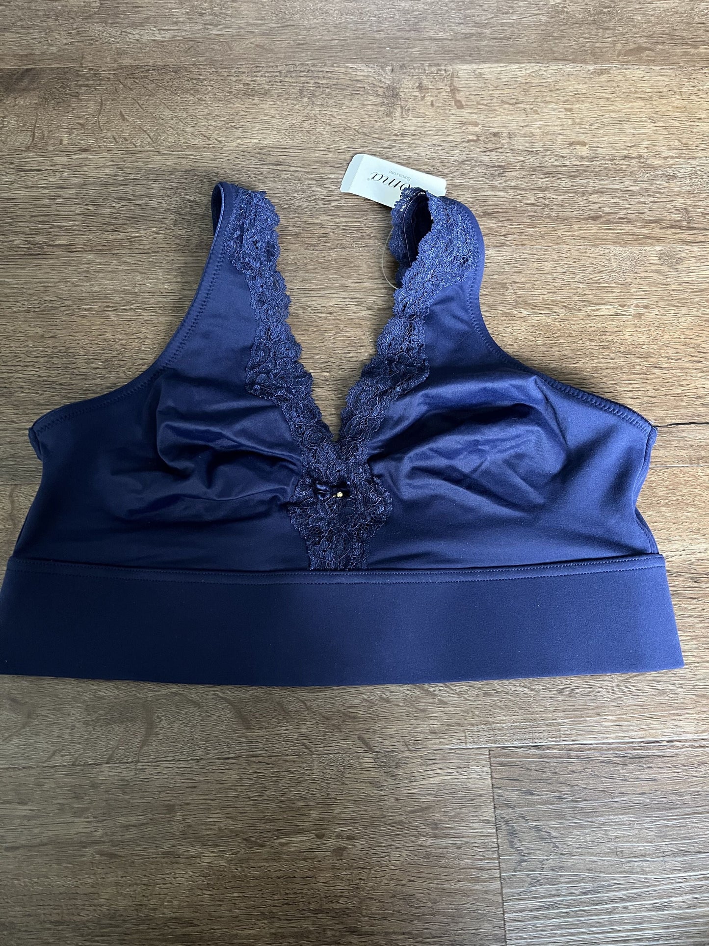 #124 *Reduced* NWT Soma Embraceable Wireless Unlined Women's Navy Bra Size L