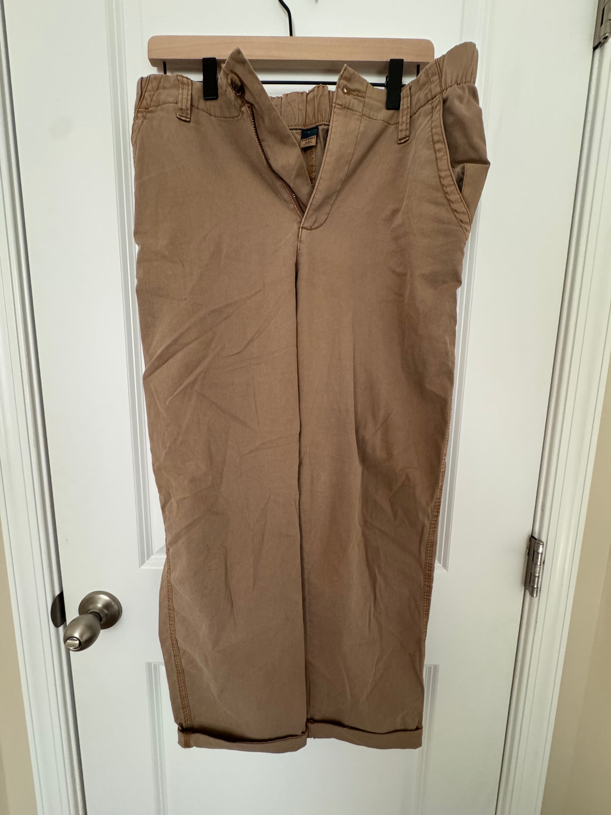 #107 Old Navy Chino Pant size M
