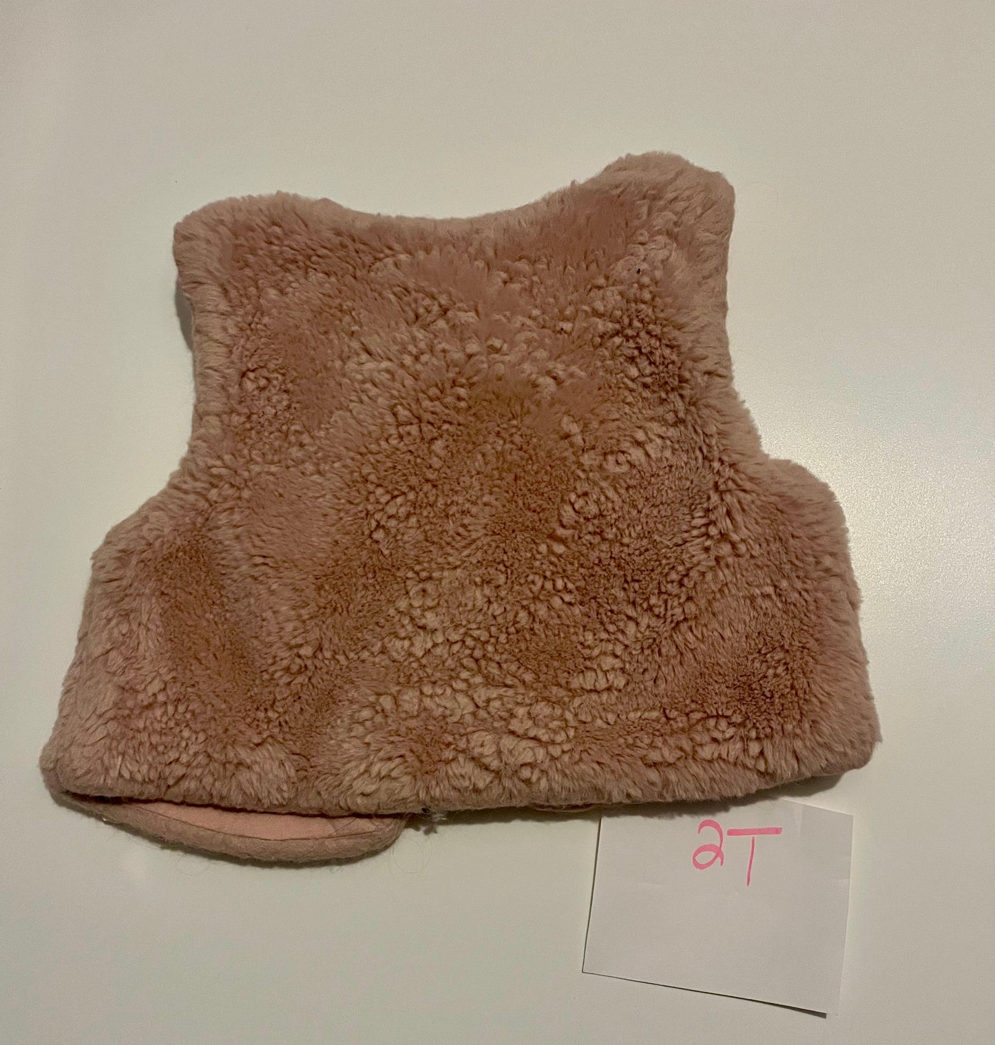 #32 Girls 2T pink faux fur vest *reduced*