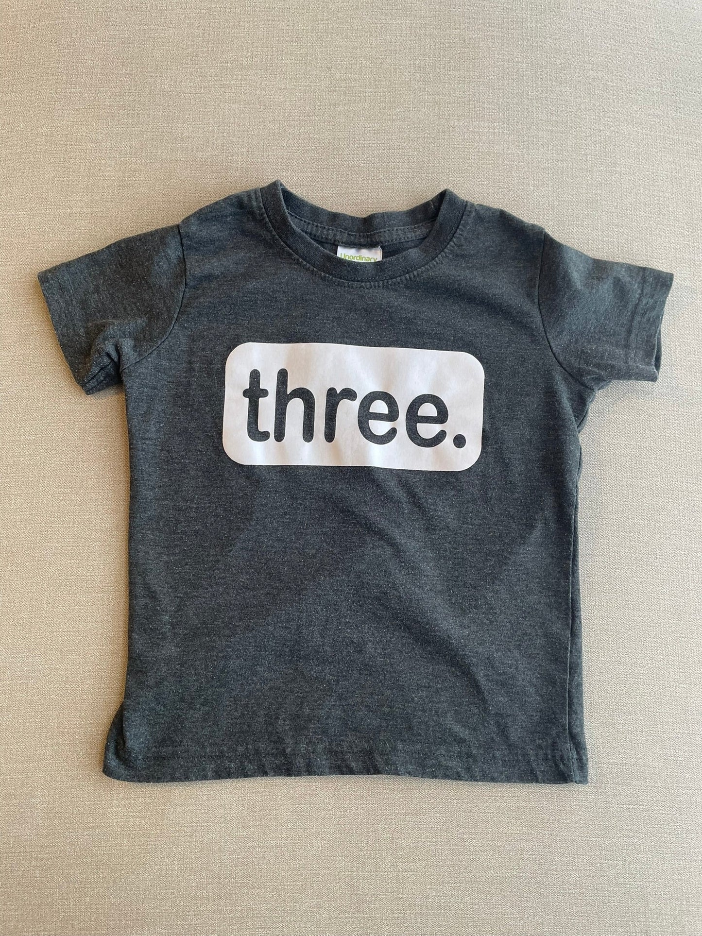 *REDUCED* Seller #12 | Gender Neutral | Dark Gray with White Graphic "three." | Size 3T