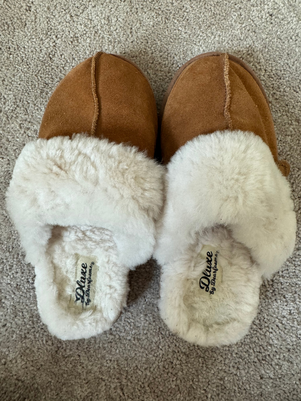 #107 Furry Slip On size 8