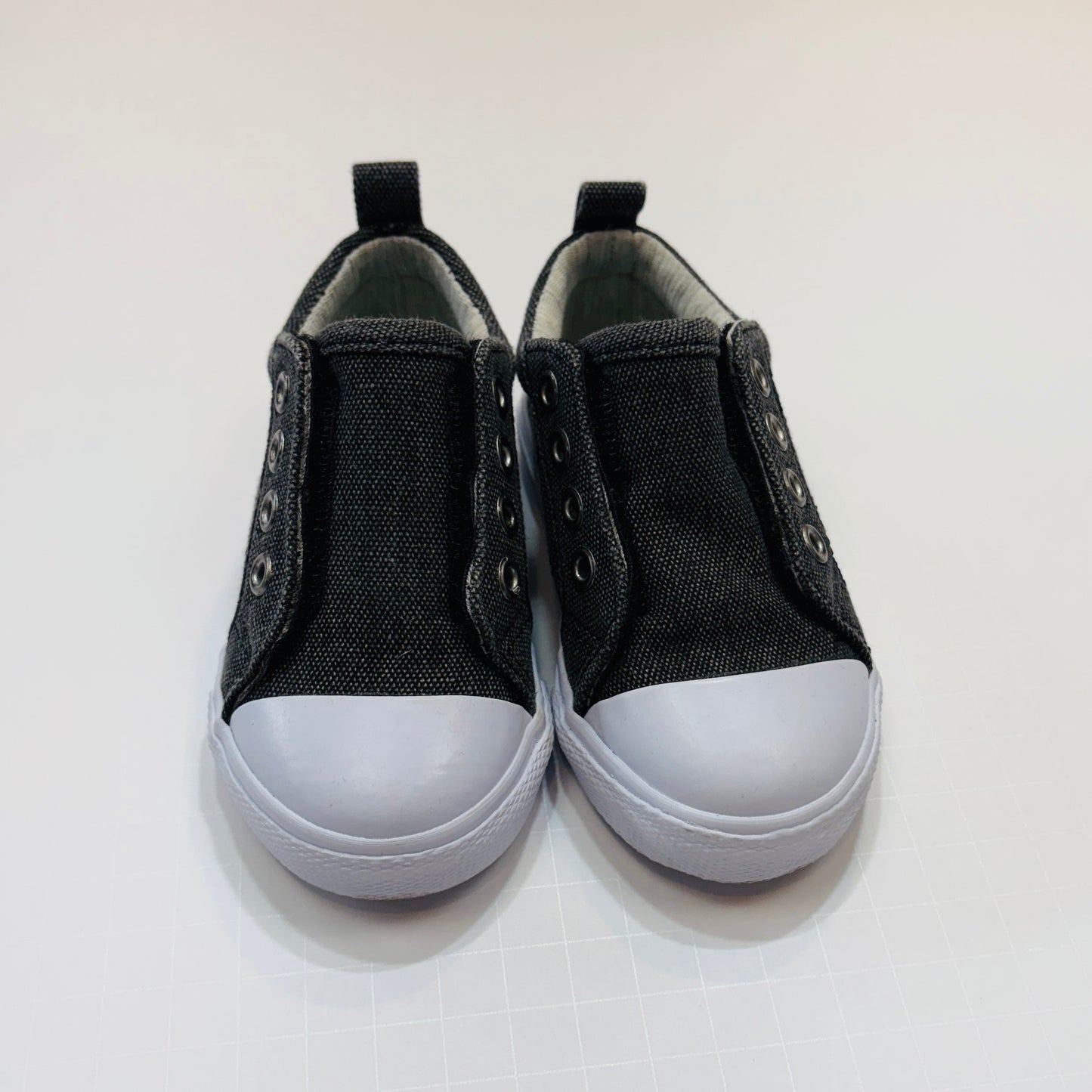 Seller 189 Boys Size 6 Cat & Jack Charcoal Gray Velcro Slip-On Sneakers EUC
