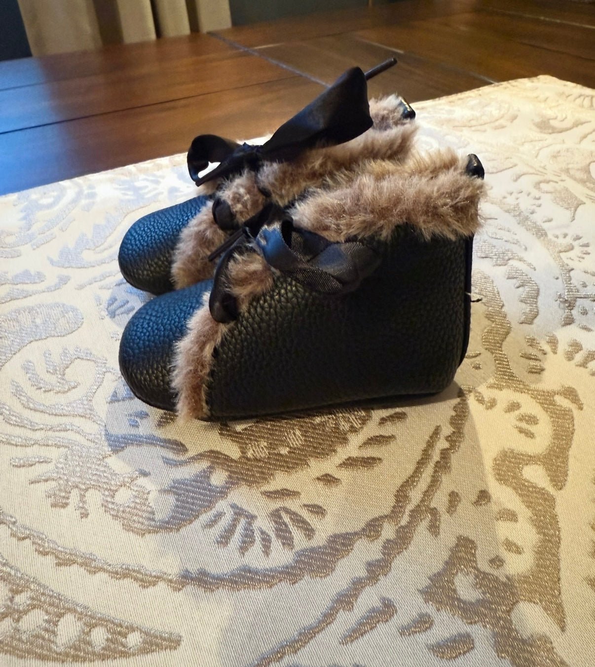 #51 REDUCED 6-12M Faux Leather and Fur Booties Shoes