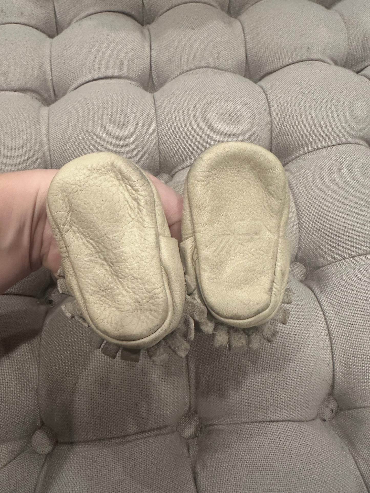 #85 Freshly Picked light tan moccasins, Gen neutral 1