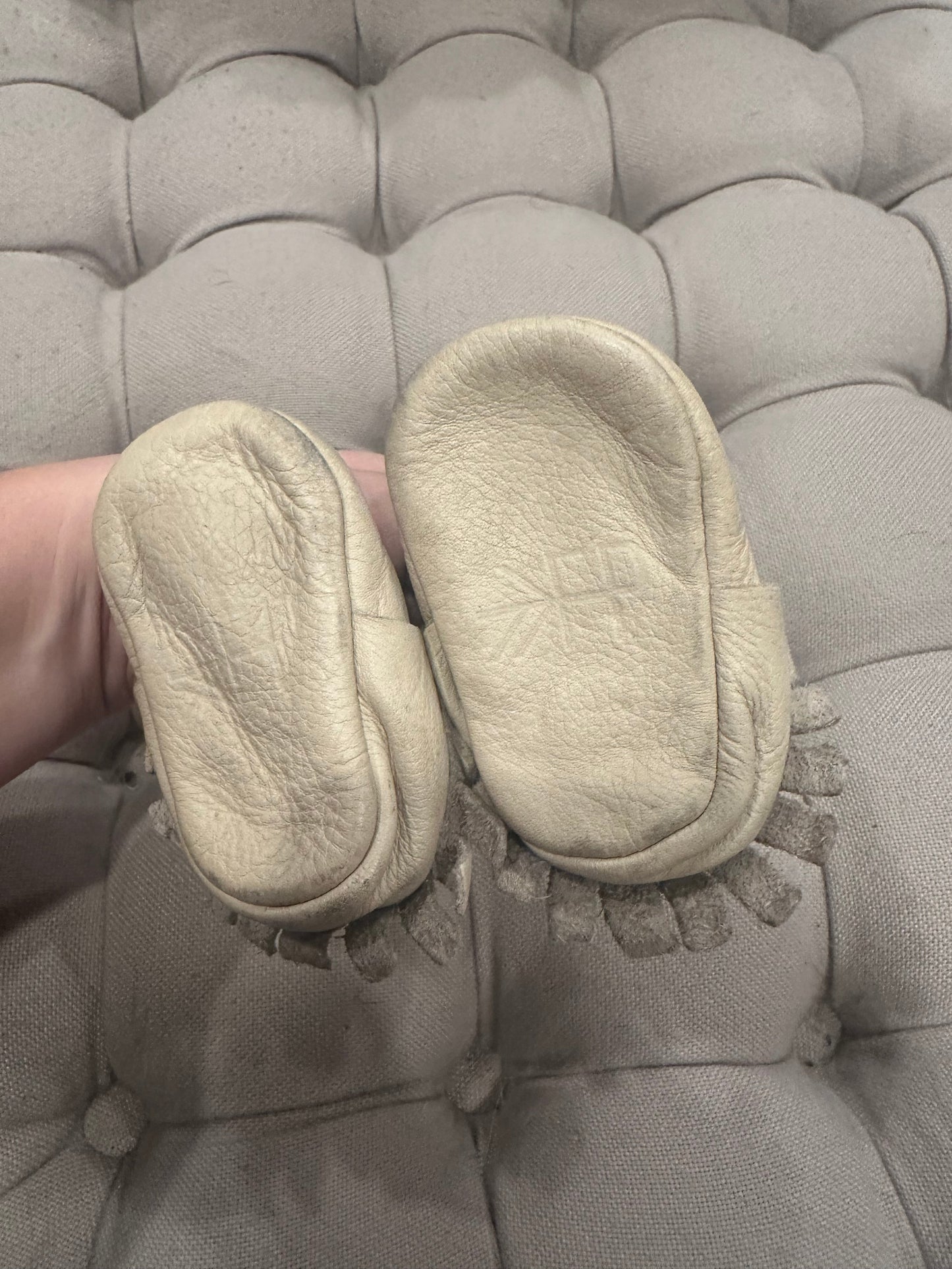 #85 Freshly Picked light tan moccasins, Gen neutral 1