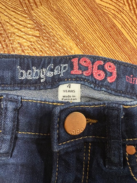 #34 4T Baby Gap Girls Jeans