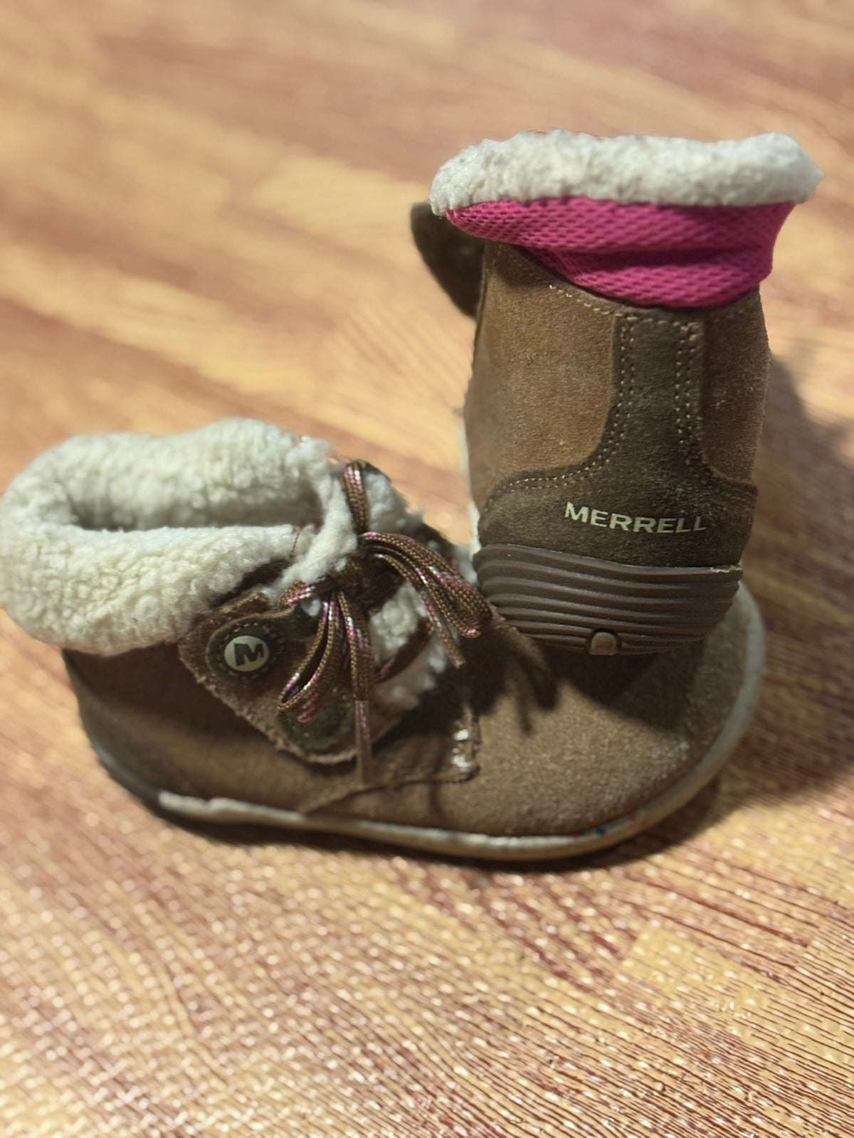 #34 Merrell 7t Bare Step Boots
