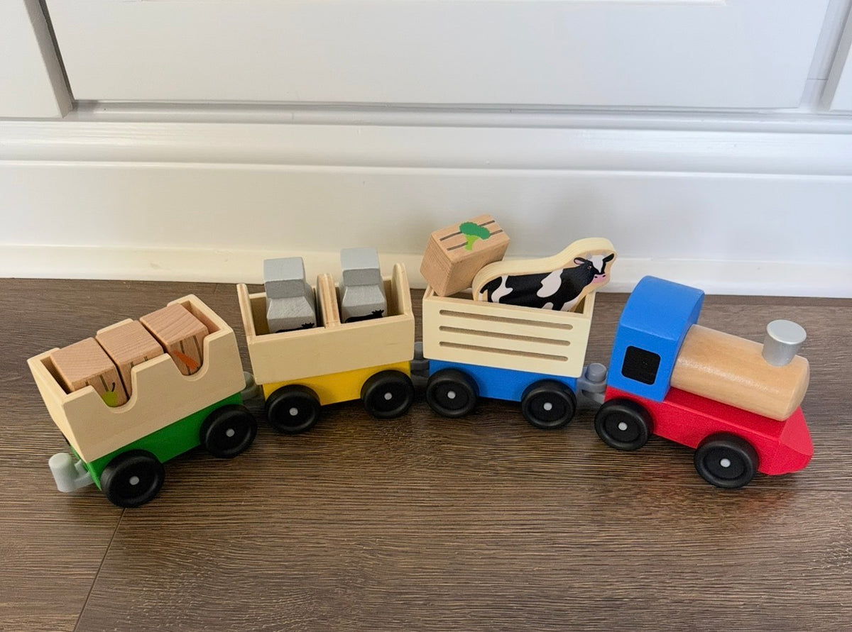 #173 Melissa & Doug wooden train