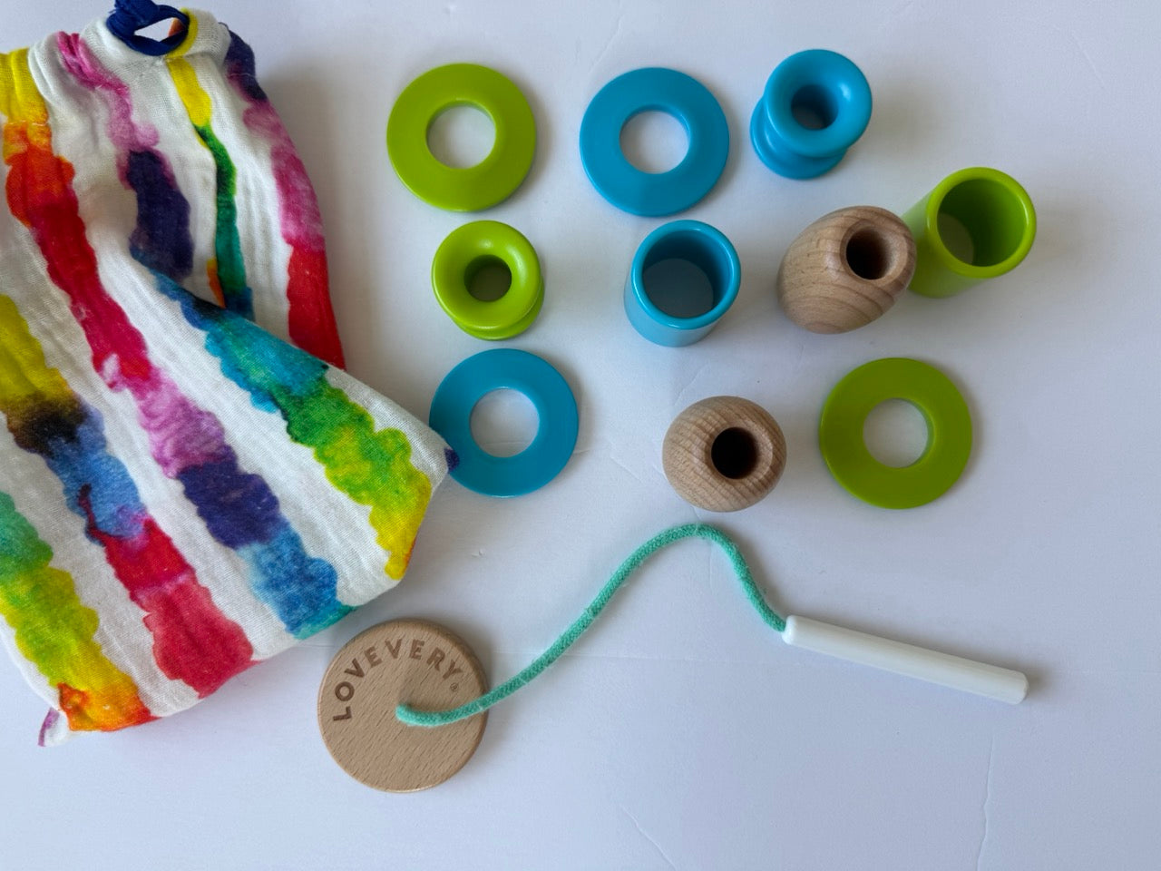 #190 REDUCED Lovevery Threadable Bead Kit and Drawstring Bag