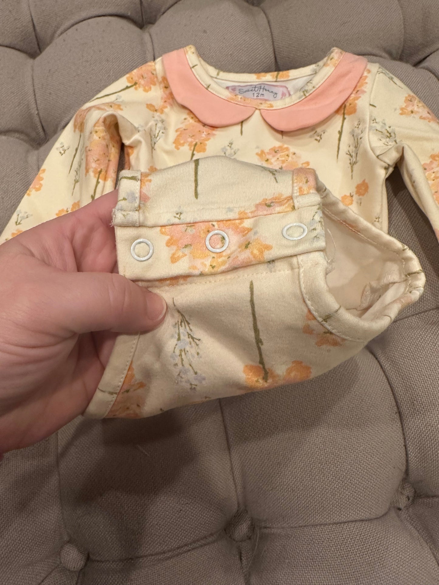 #85 SweetHoney Peter Pan Floral Onesie, Infant girls 12m