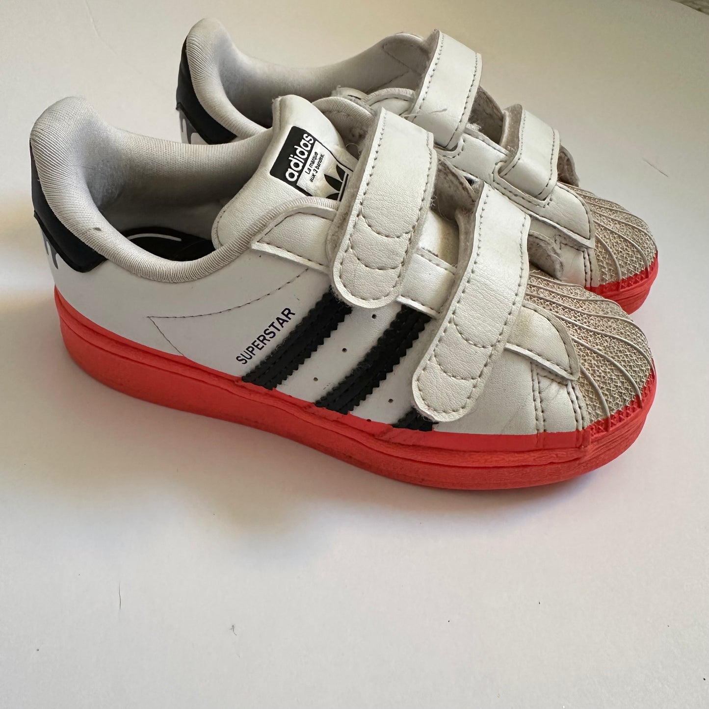 #162 Adidas sneakers Boys 9