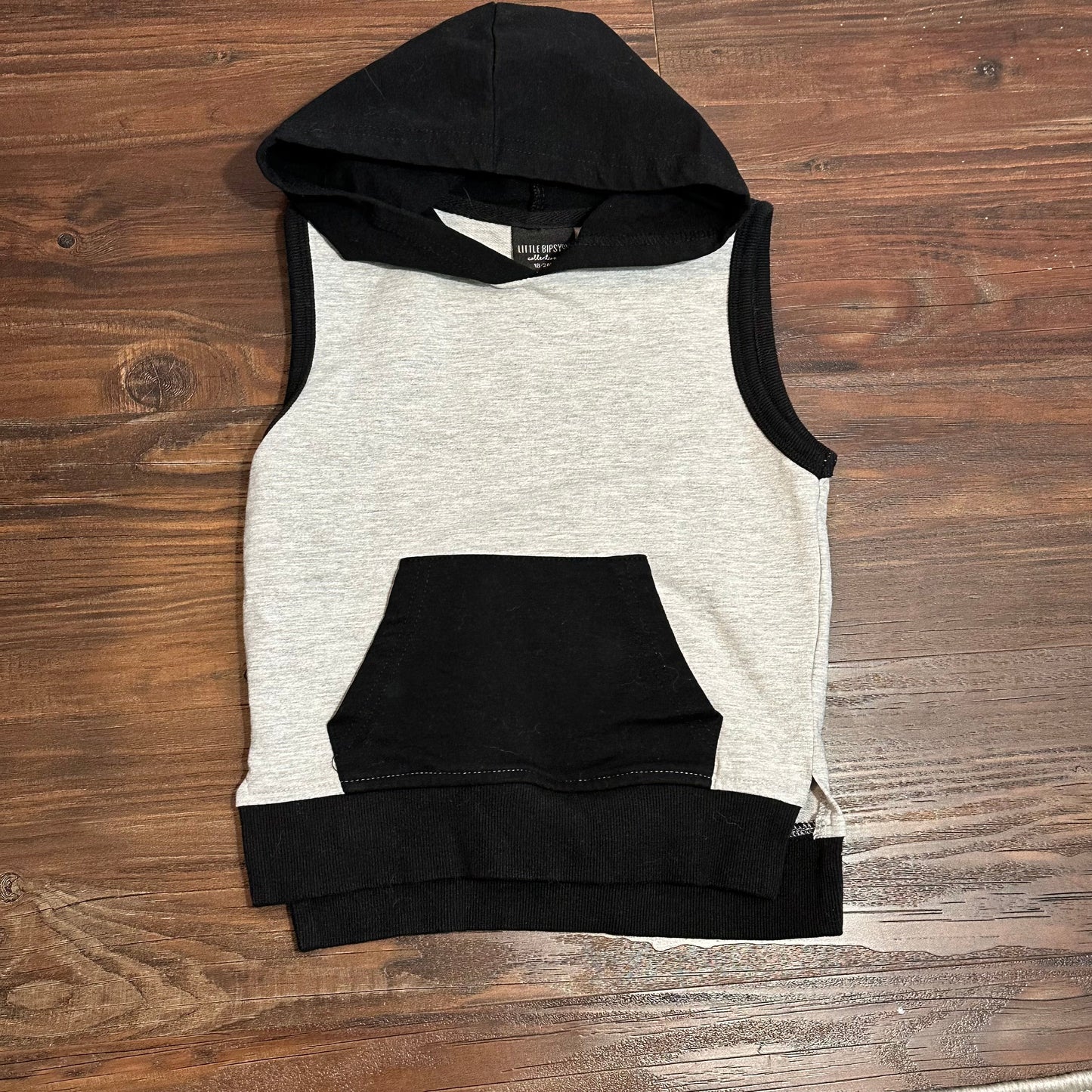 #26 Little Bipsy Hooded Tank 18-24M
