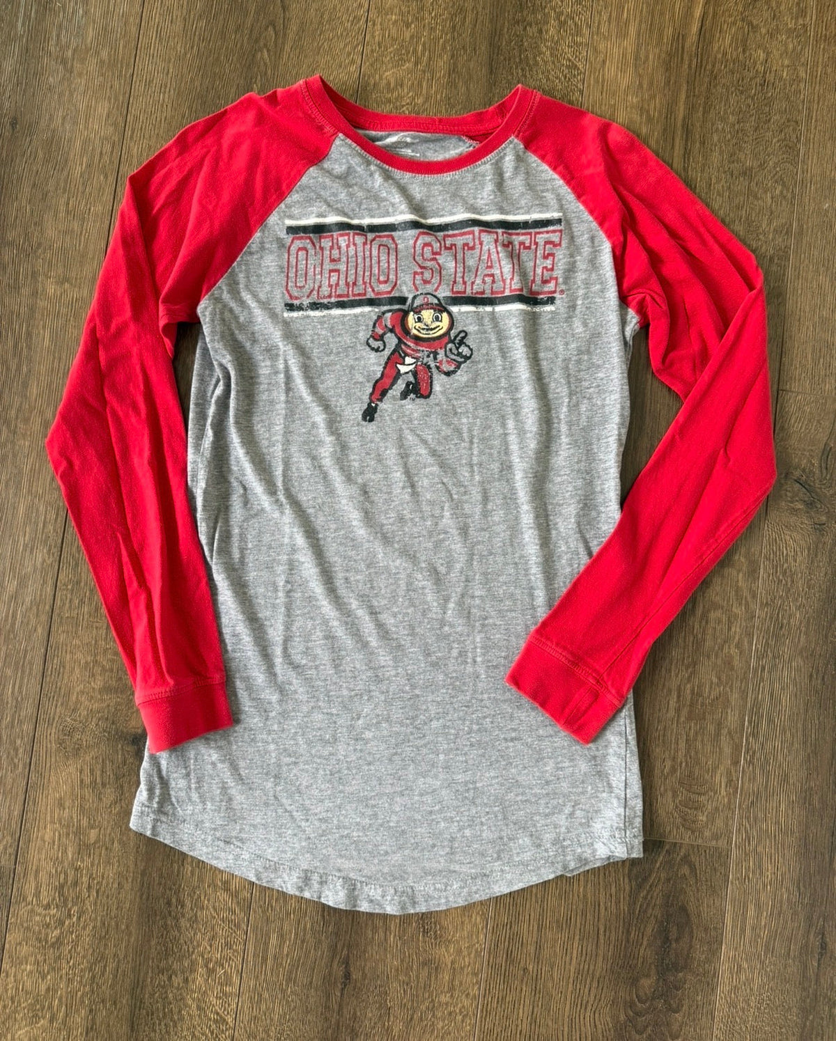 #173 - Women’s size M Ohio State long sleeve shirt