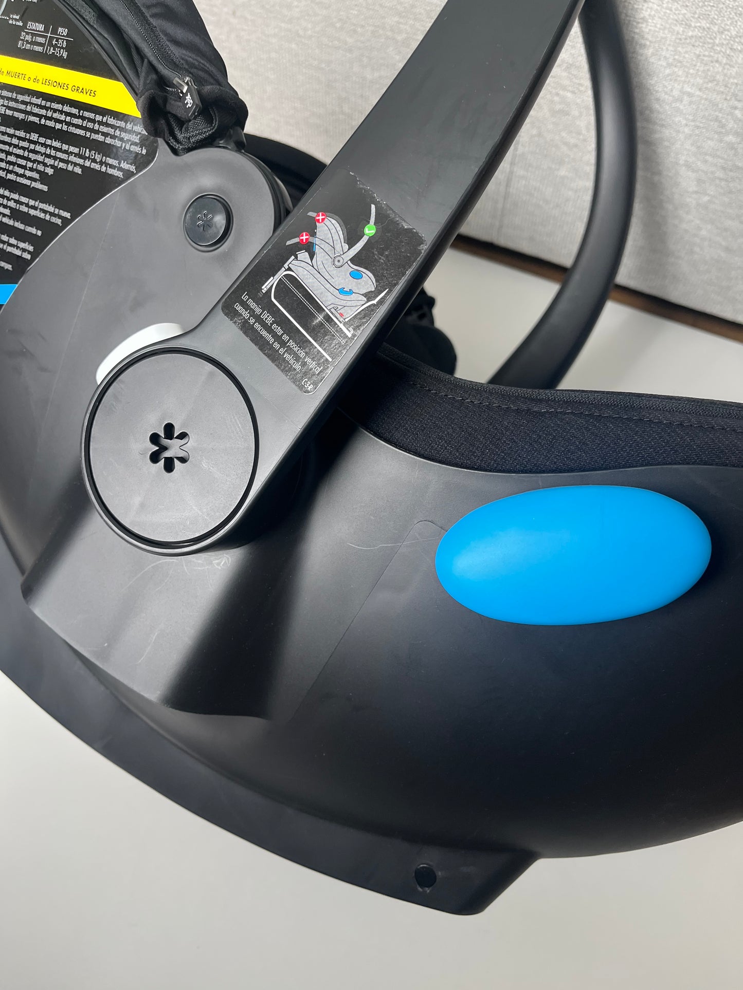 #7 Clek Liing Car Seat