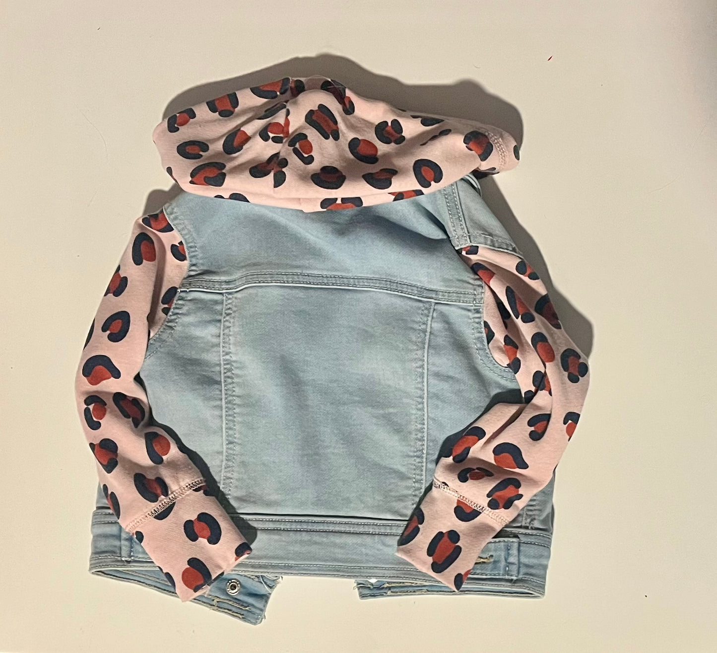#32 Girls 18 month Cat&Jack printed denim jacket