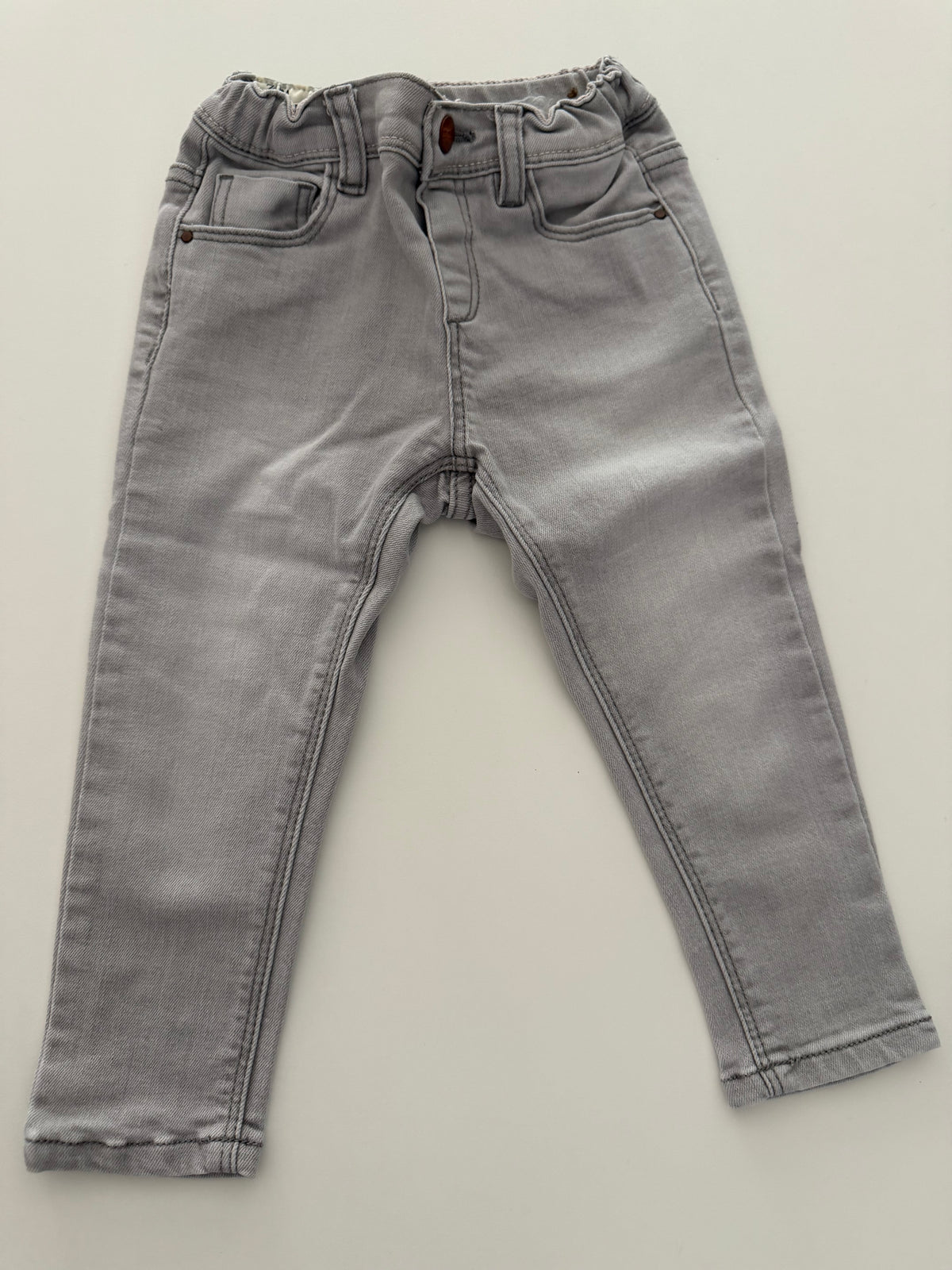 #117, Girls 2T, Zara grey denim and Gap blue denim jeans, VGUC